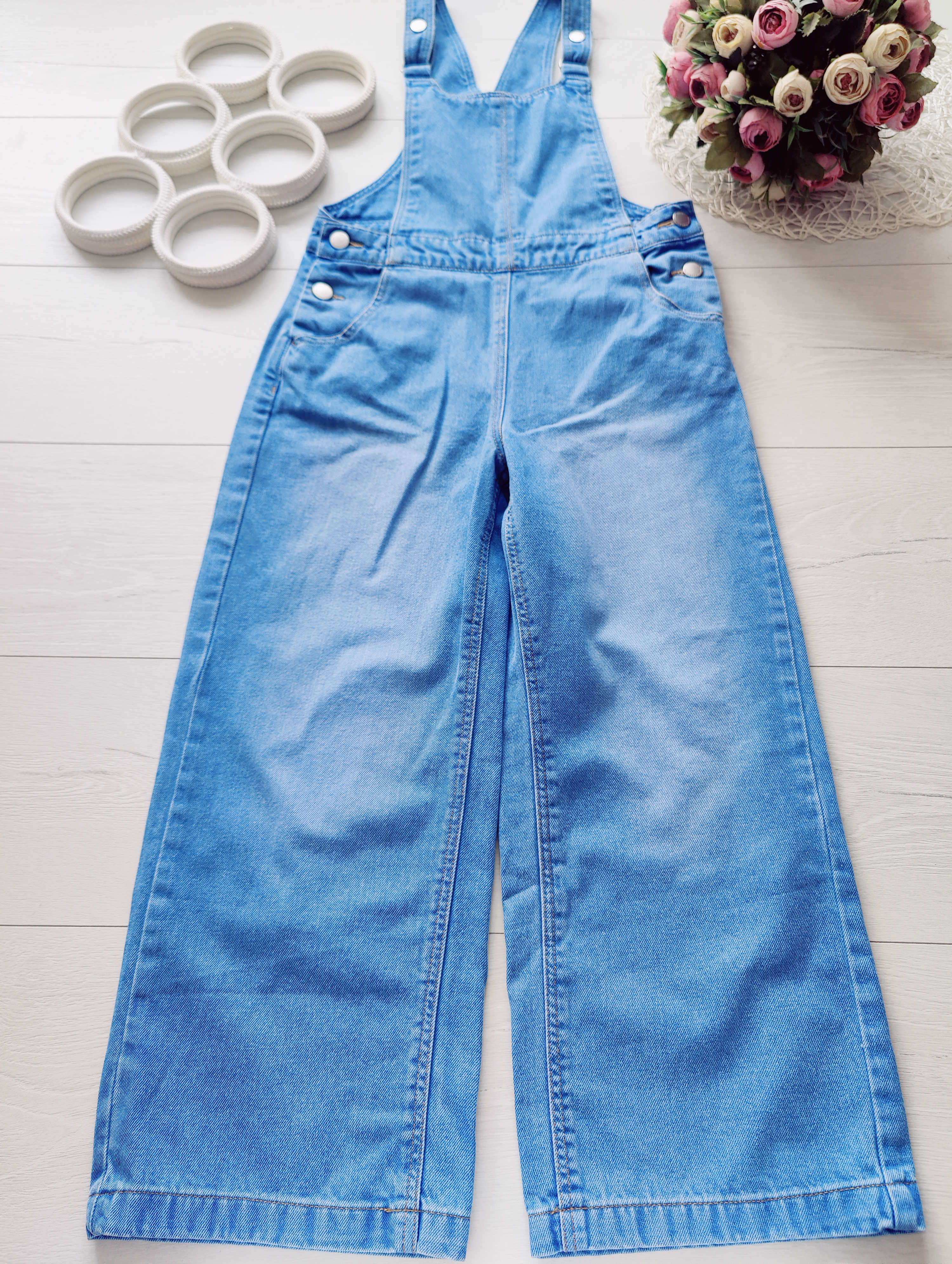 10 років, зріст 140 Джинсовий комбінезон дівчинці