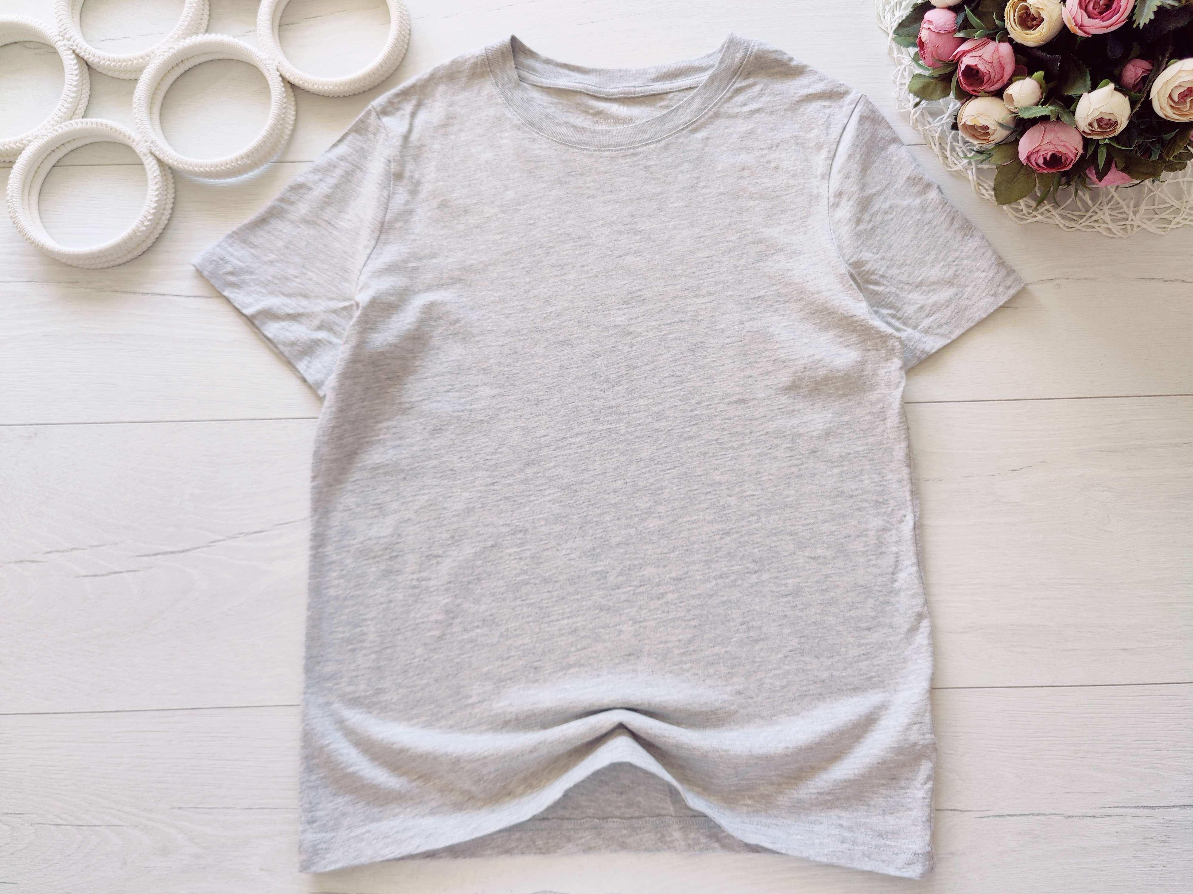 11,12 років, зріст 146,152 Нова однотонна сіра футболка