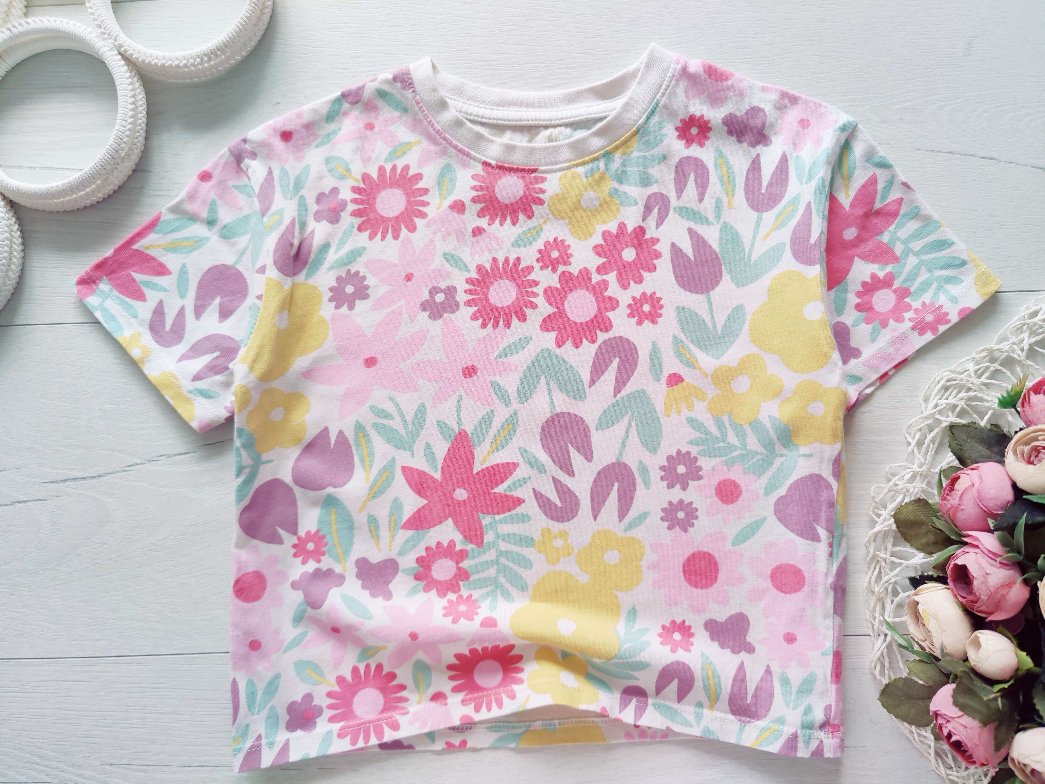 6,7 років, зріст 122 Футтолка квіткова