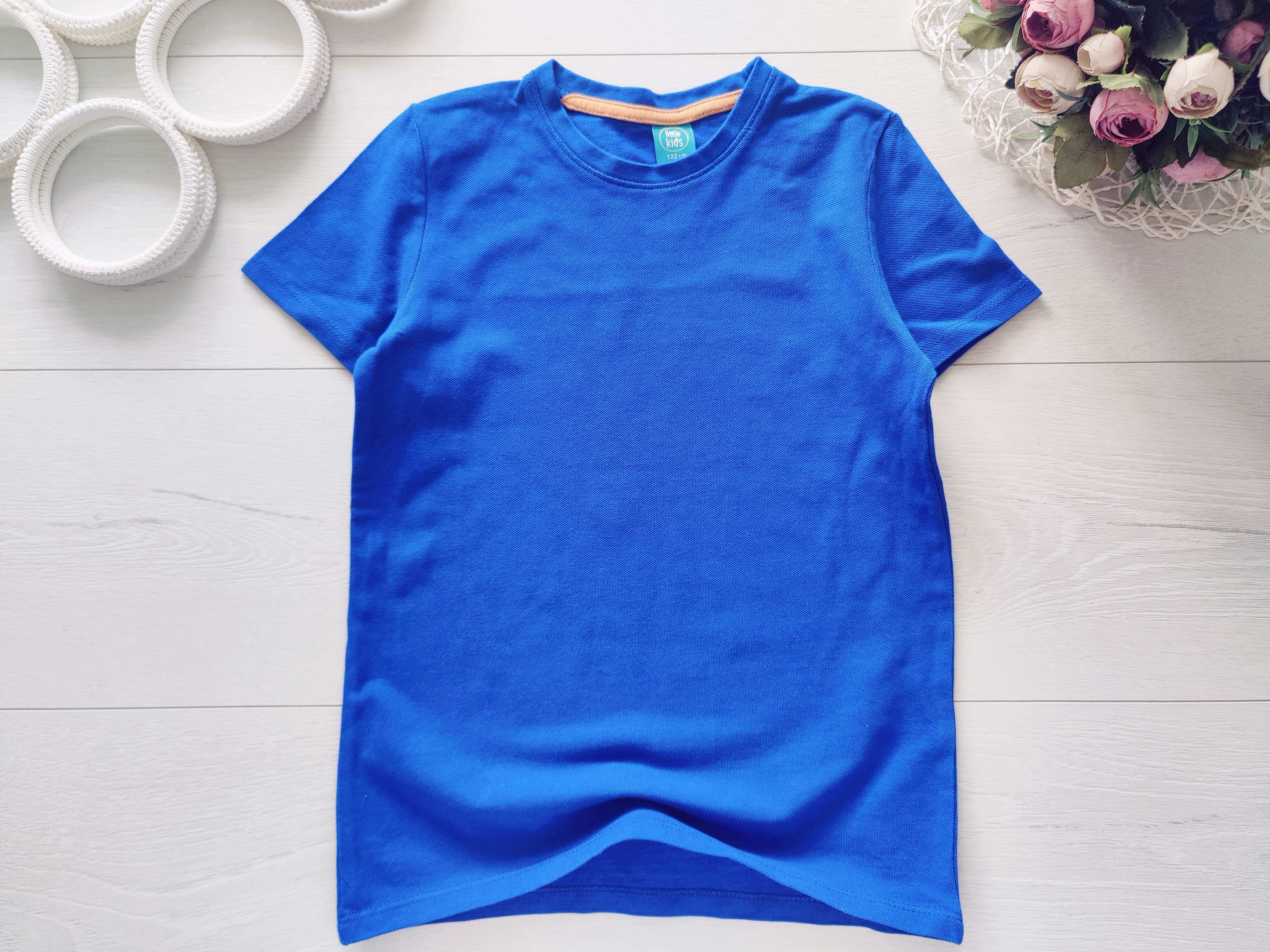 7 лет, рост 122 Фактурная темно синяя футболка