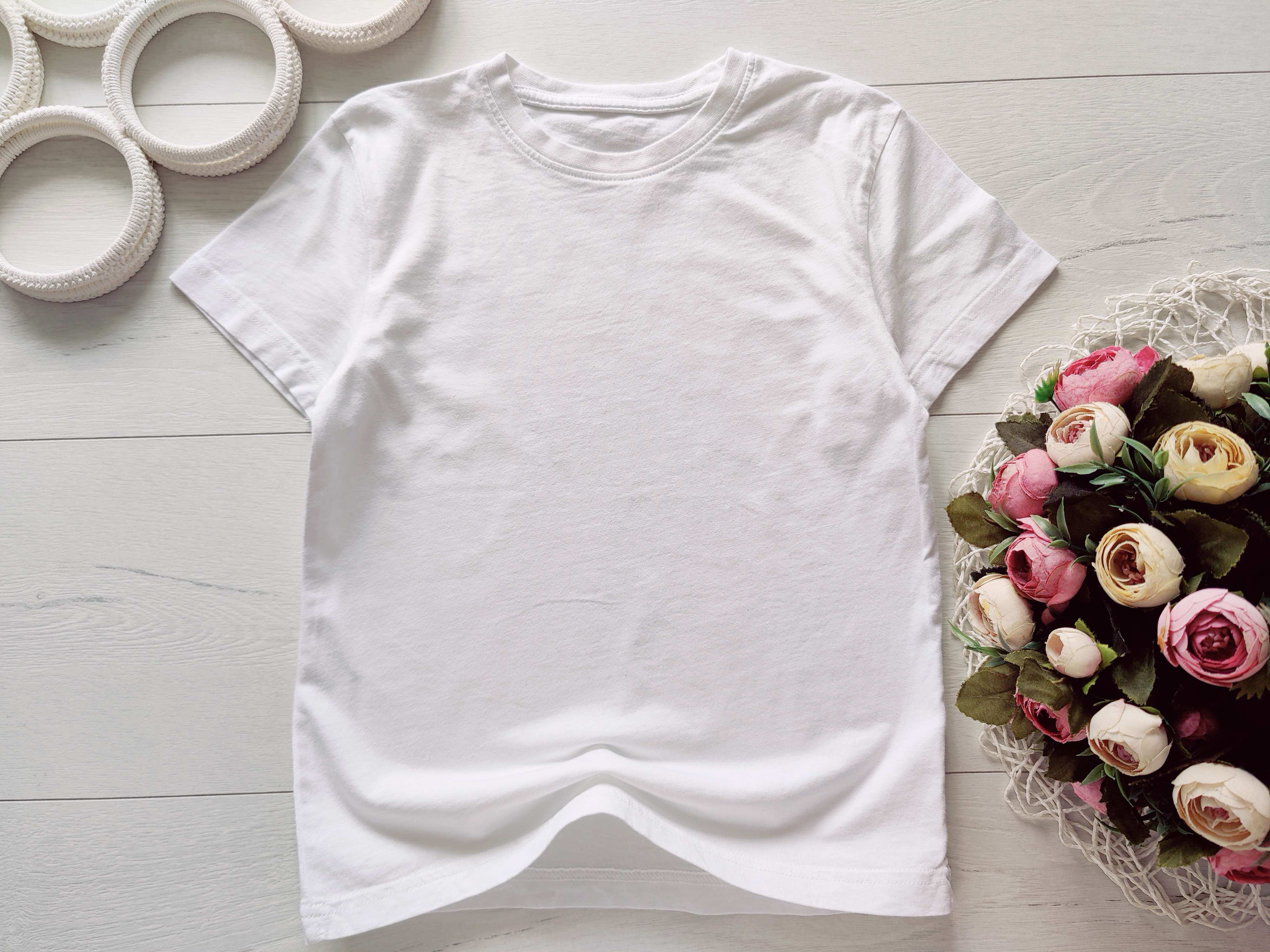 6,7 лет, рост 116,122 Белая однотонная футболка