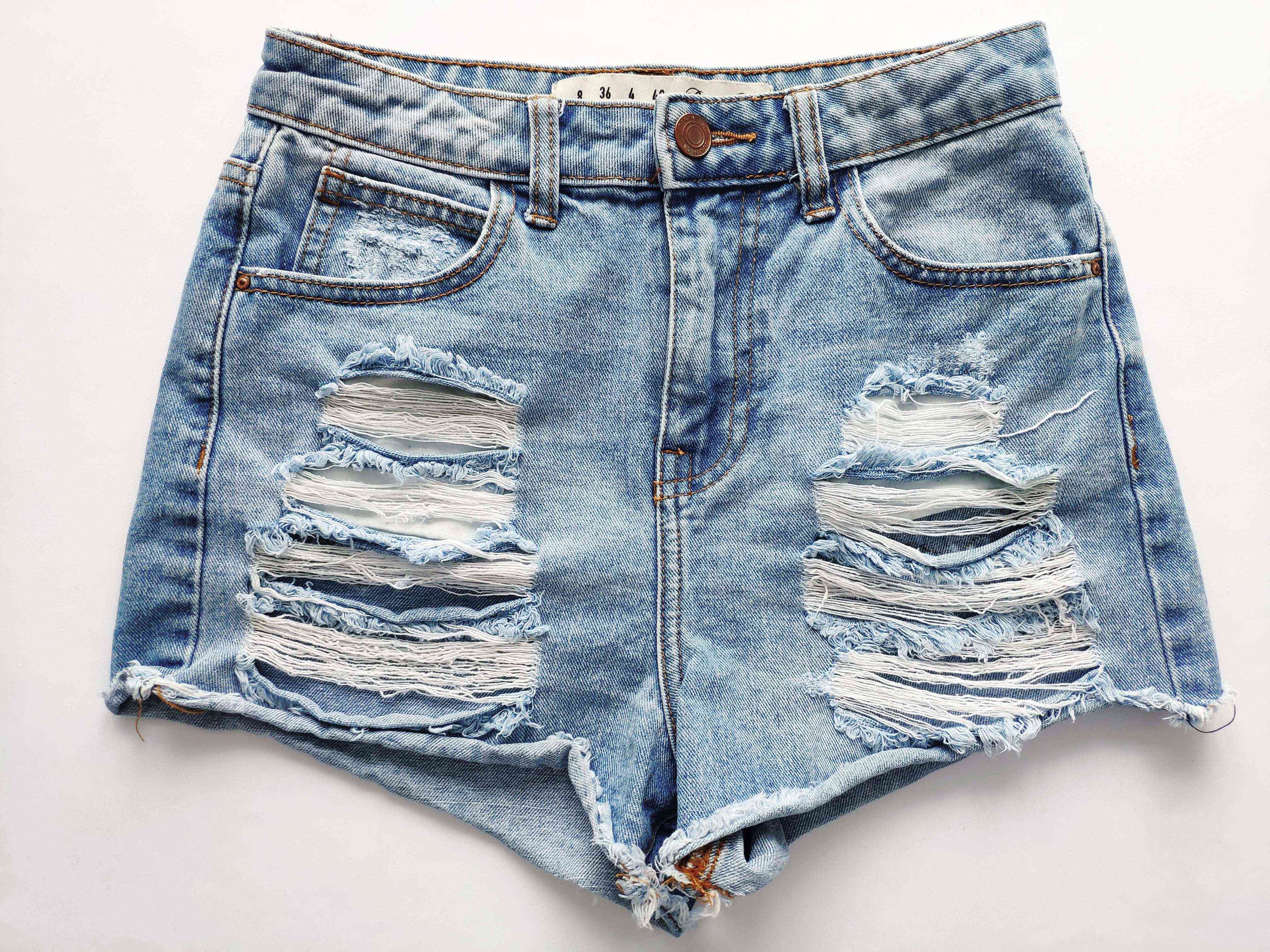 S-ка Жіночі рвані шорти