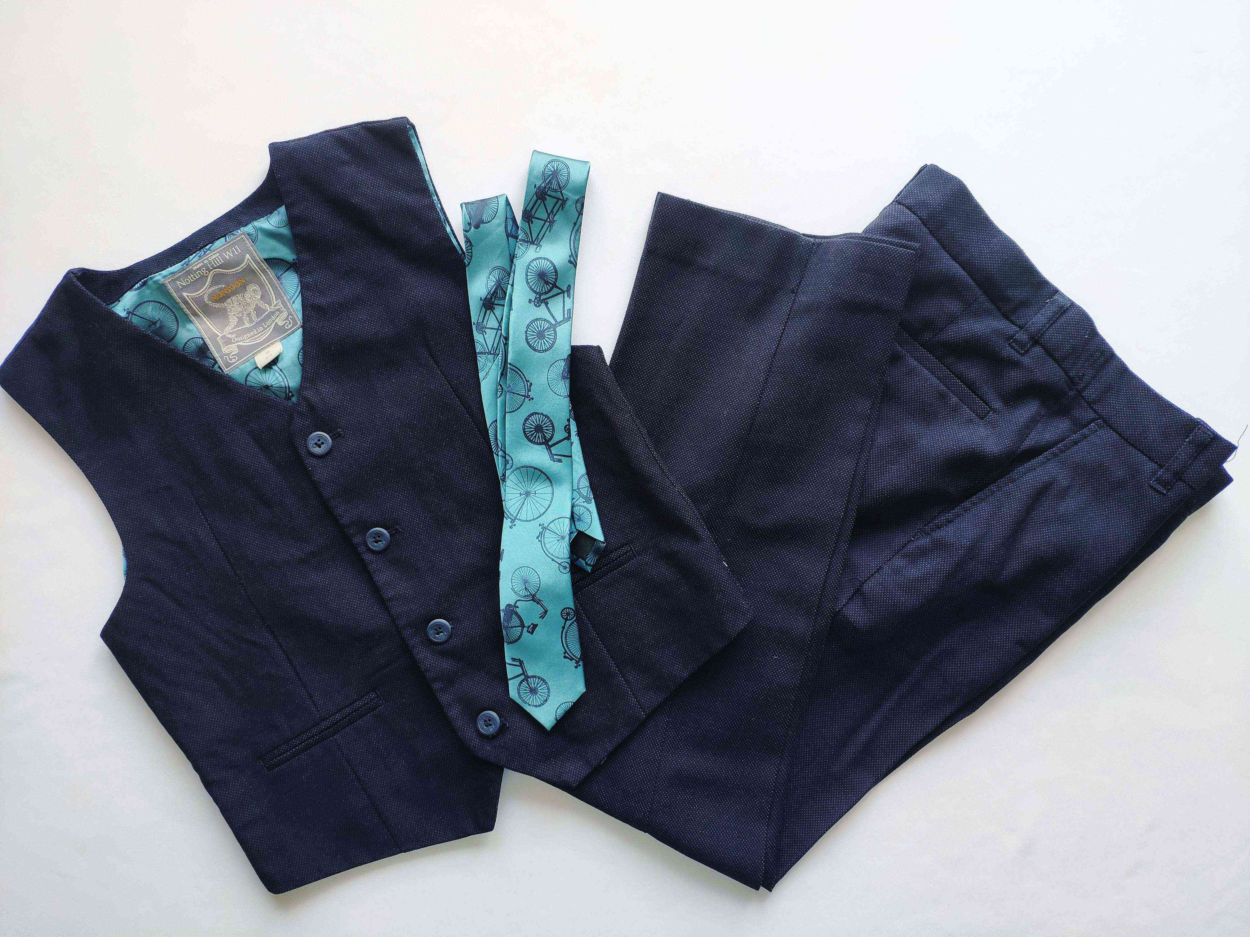 10 лет, рост 140 Школьный костюм для мальчика