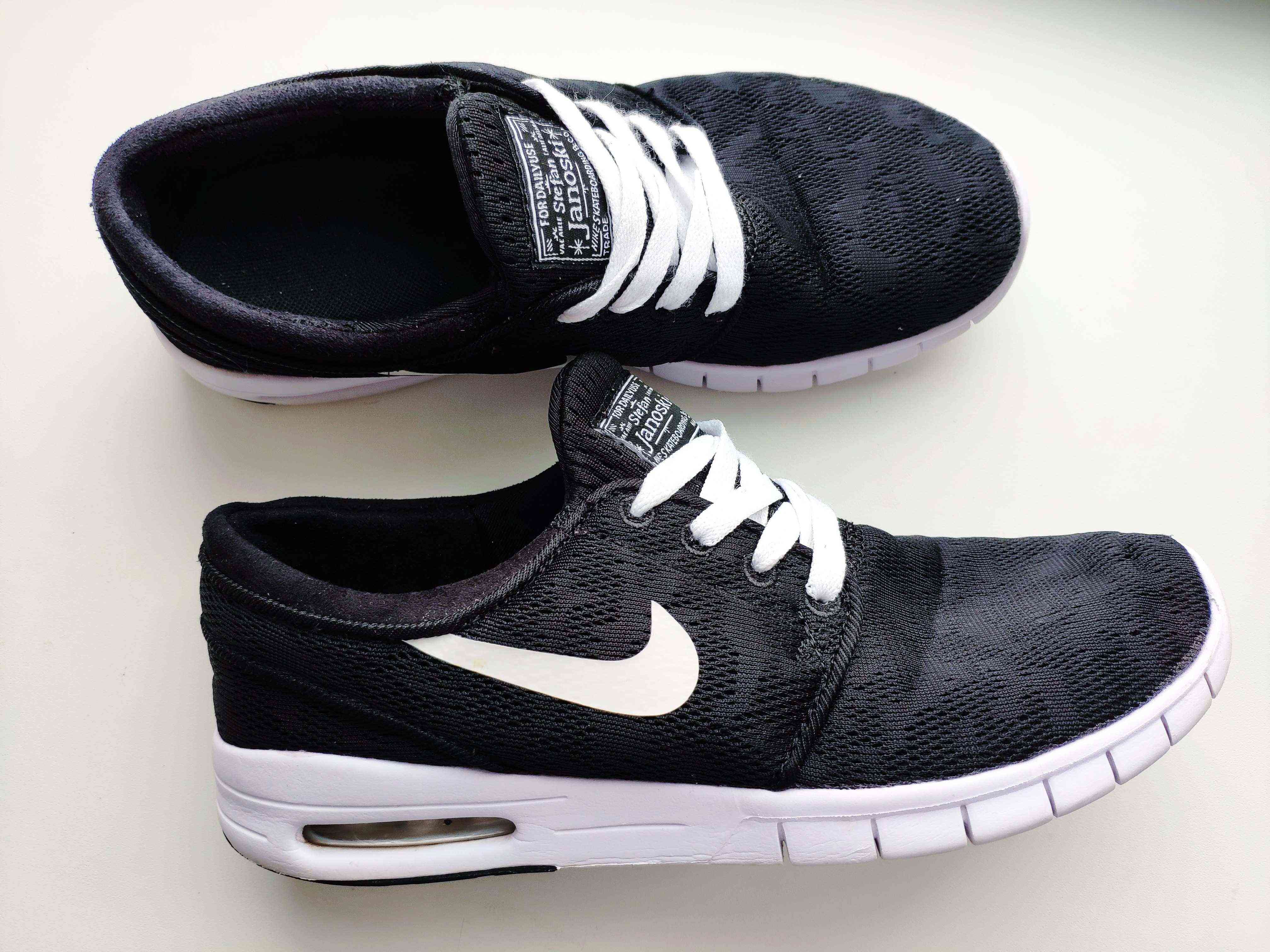 40-41 (26 см) Кросівки унісекс