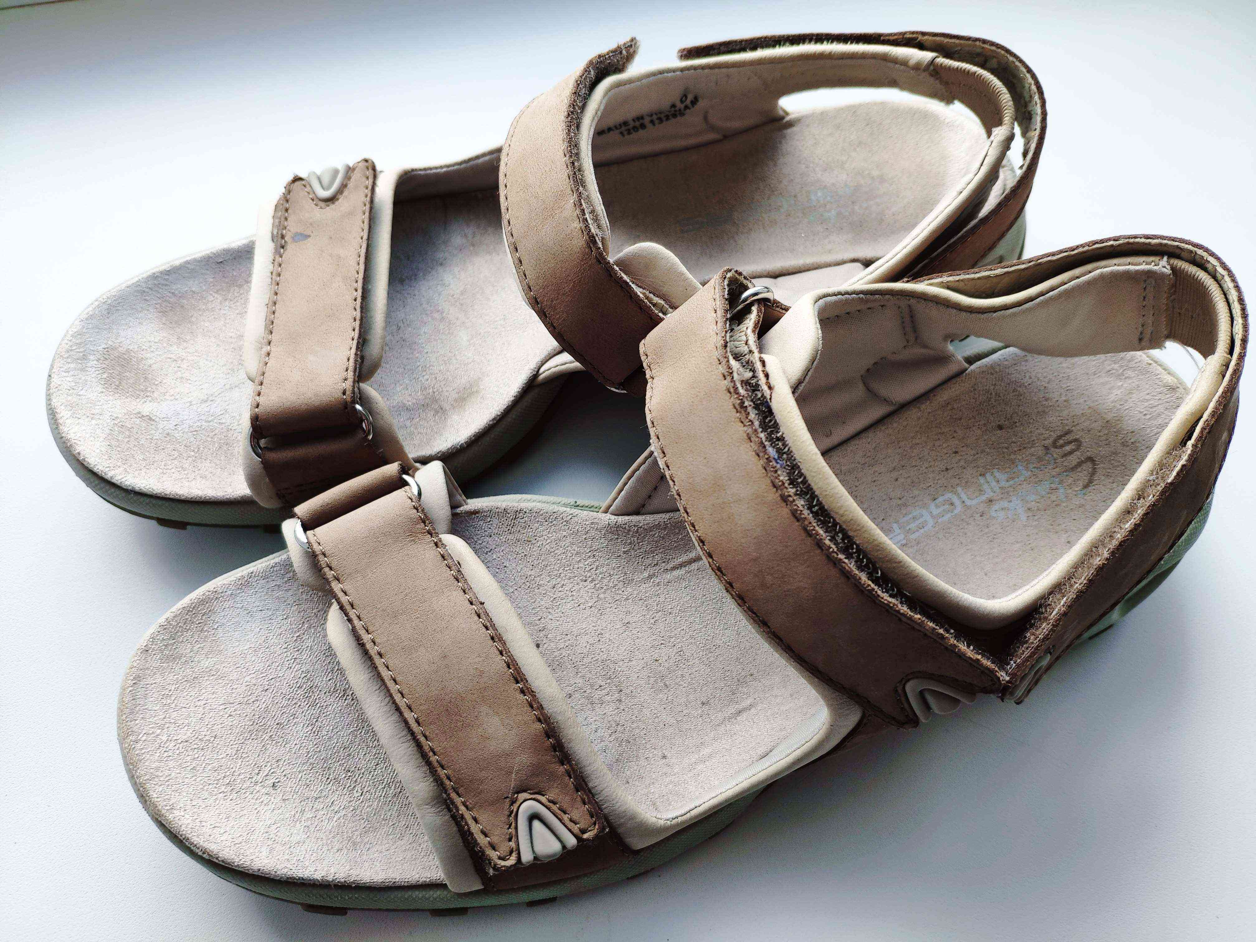 36 (24 см) Шкіряні жіночі босоніжки