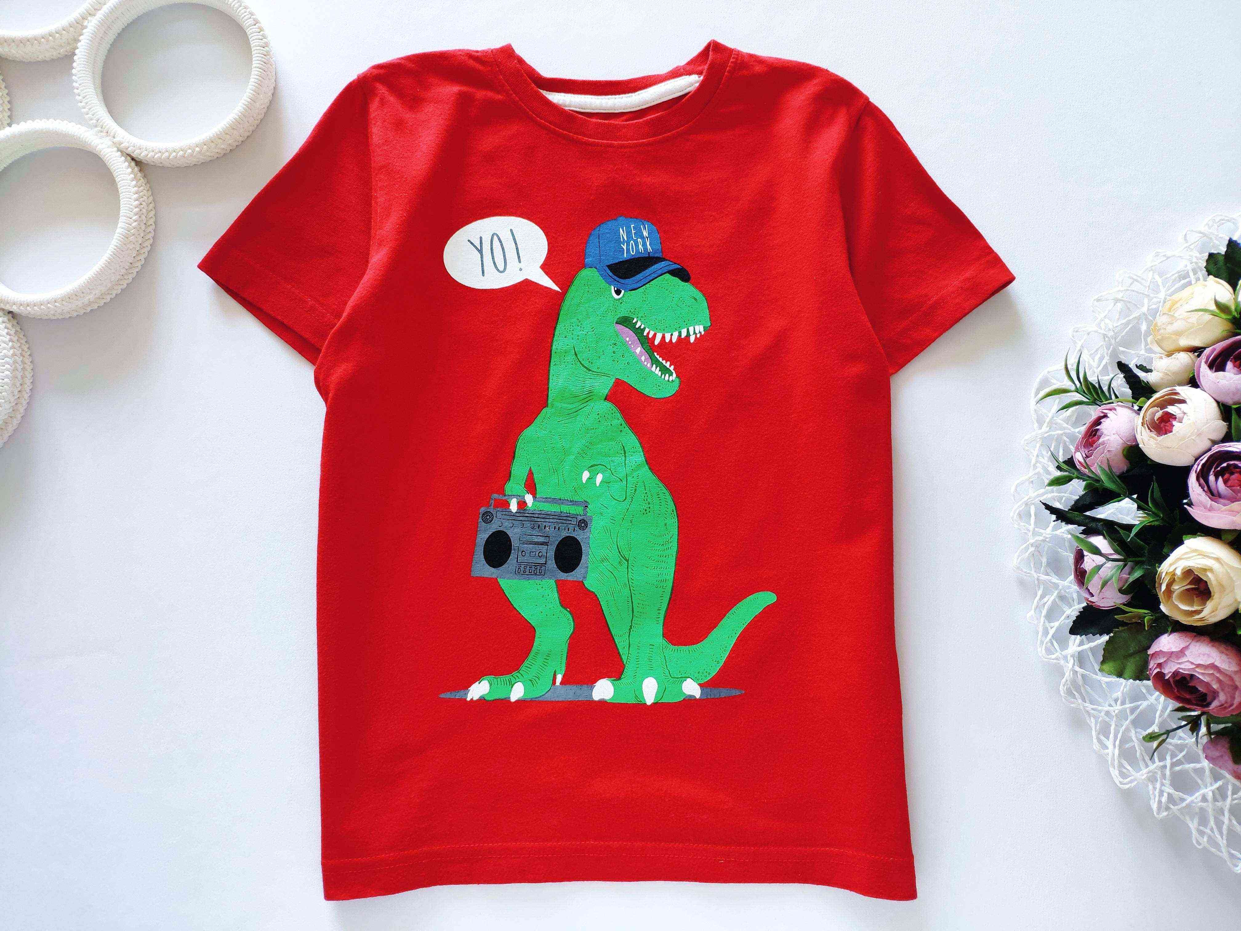 5,6 років, зріст 110-116 Футболка для хлопчика з динозавром