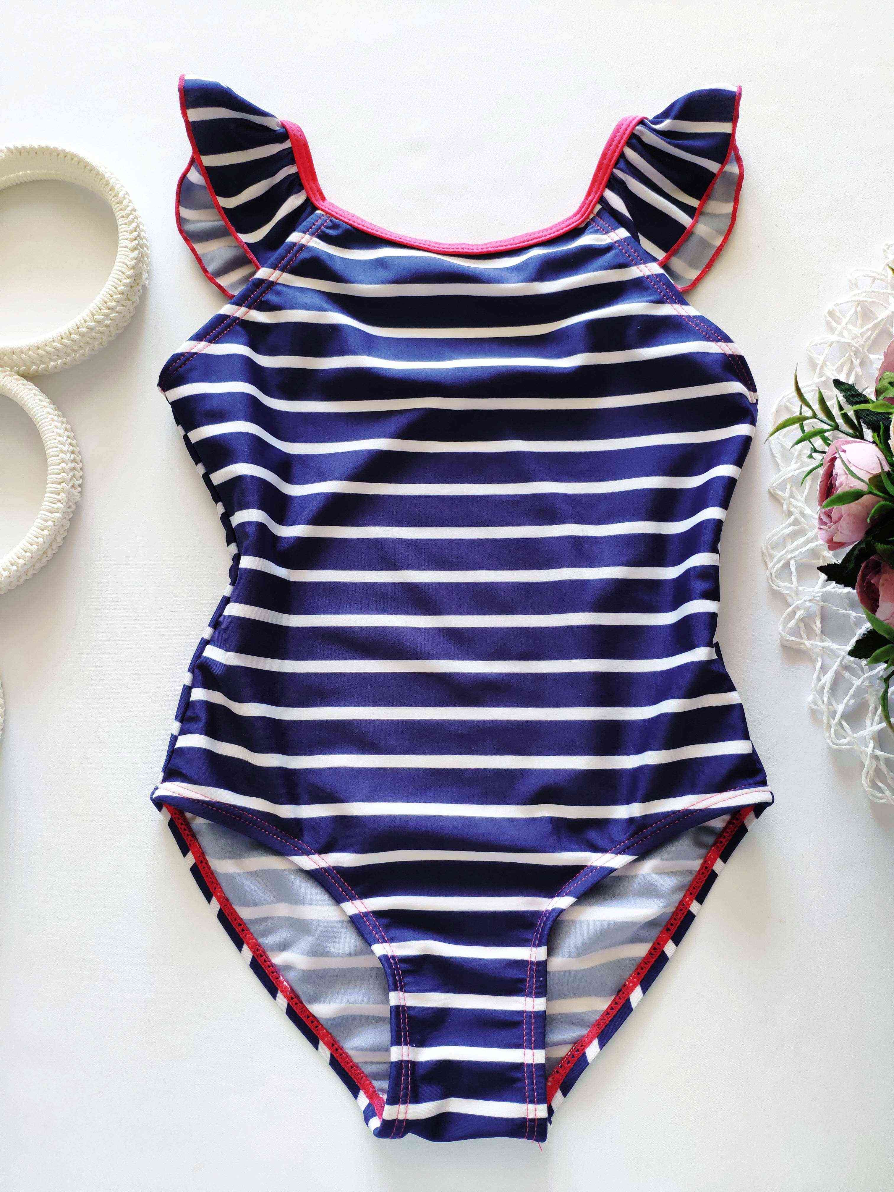 4 года, рост 104 Купальник для девочки