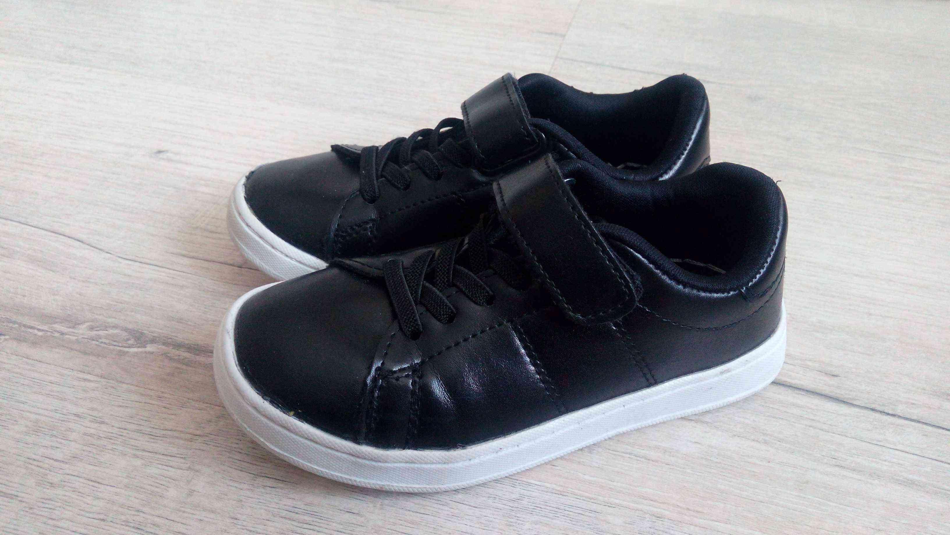 26 (16,5 см) Демисезонные ботинки для мальчика