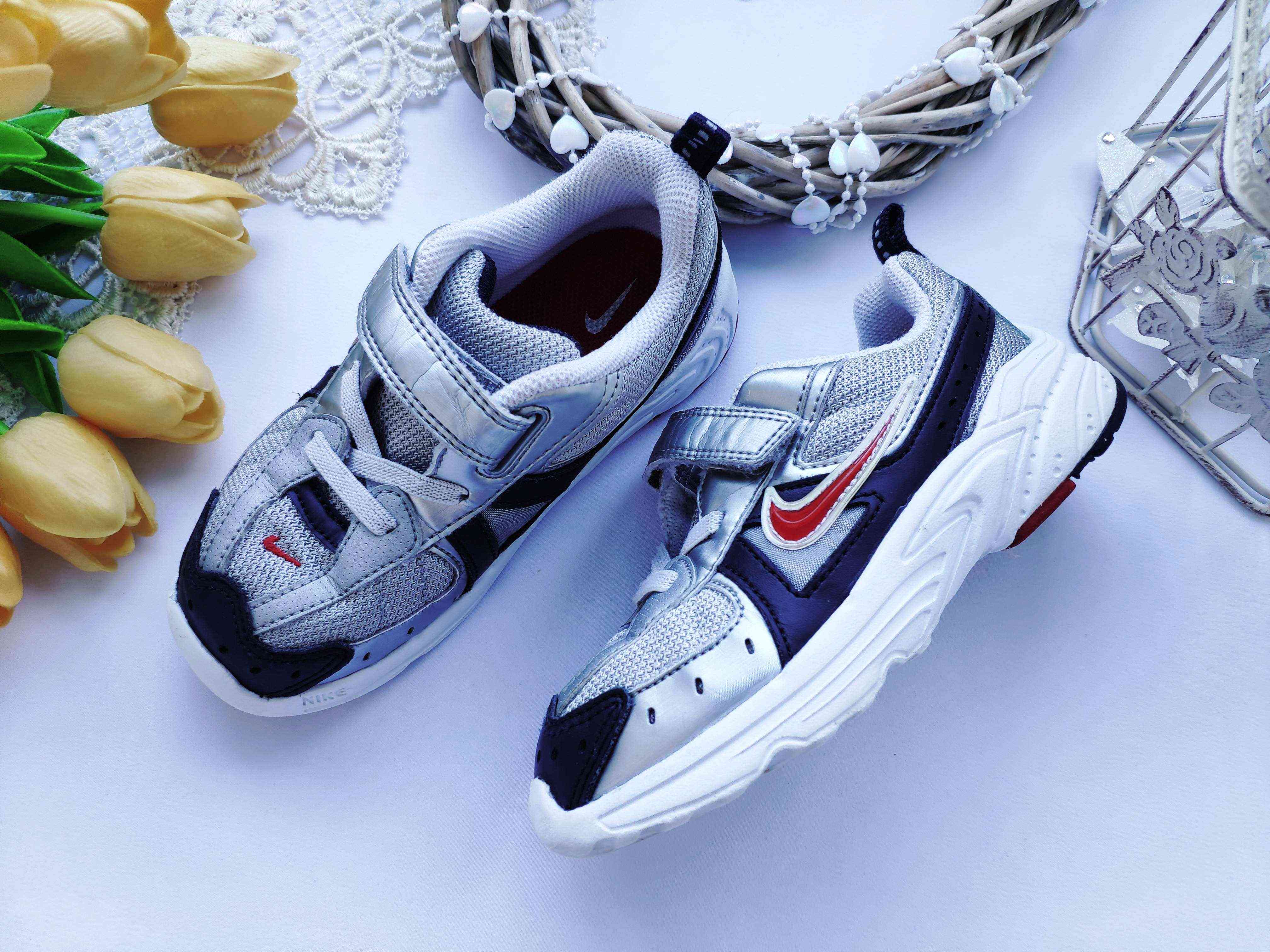 26 (16,5 см) Кожаные кроссовки для мальчика