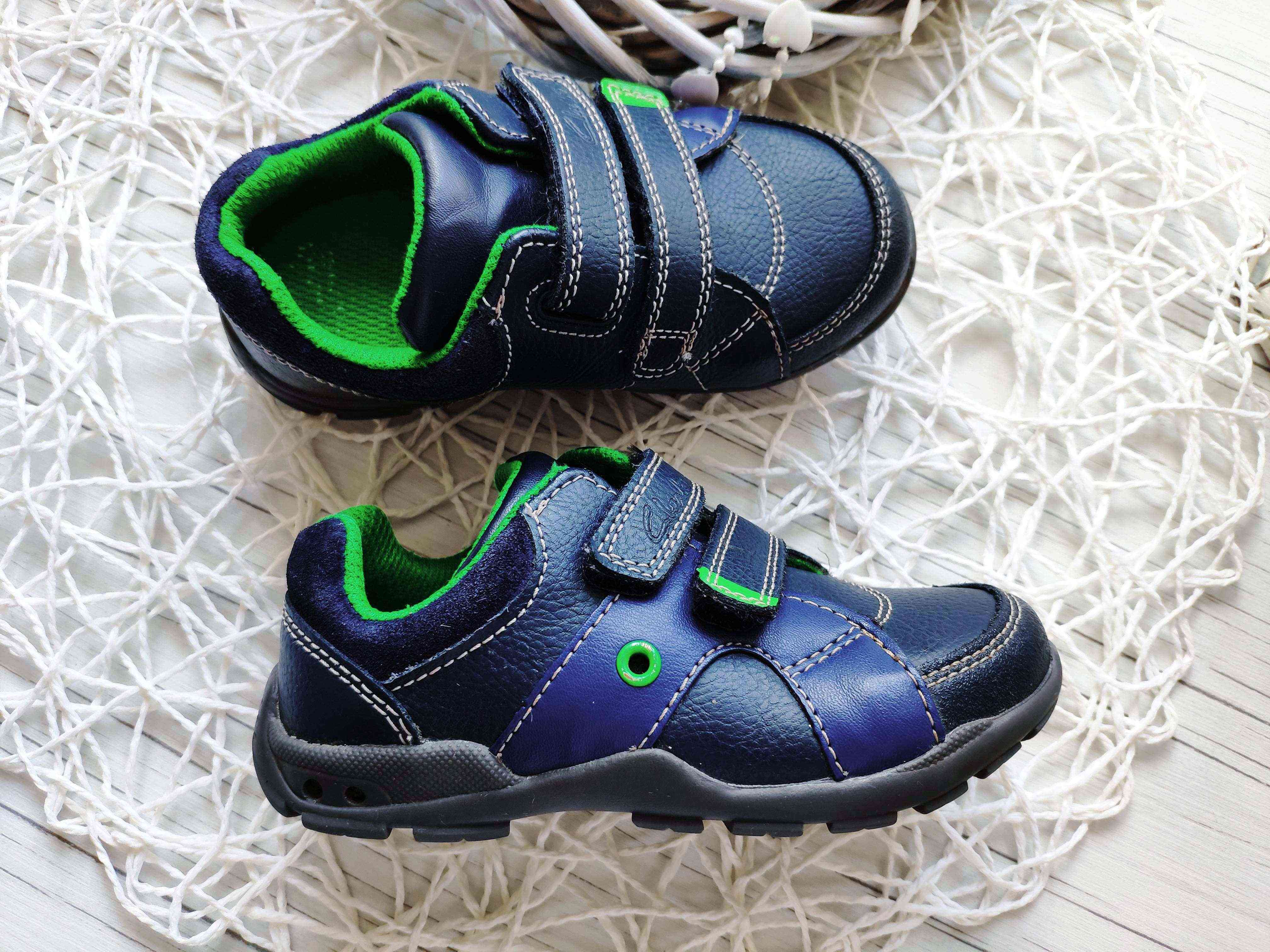 22 (14,5 см) Кожа! С мигалками! Деми кроссовки для мальчика