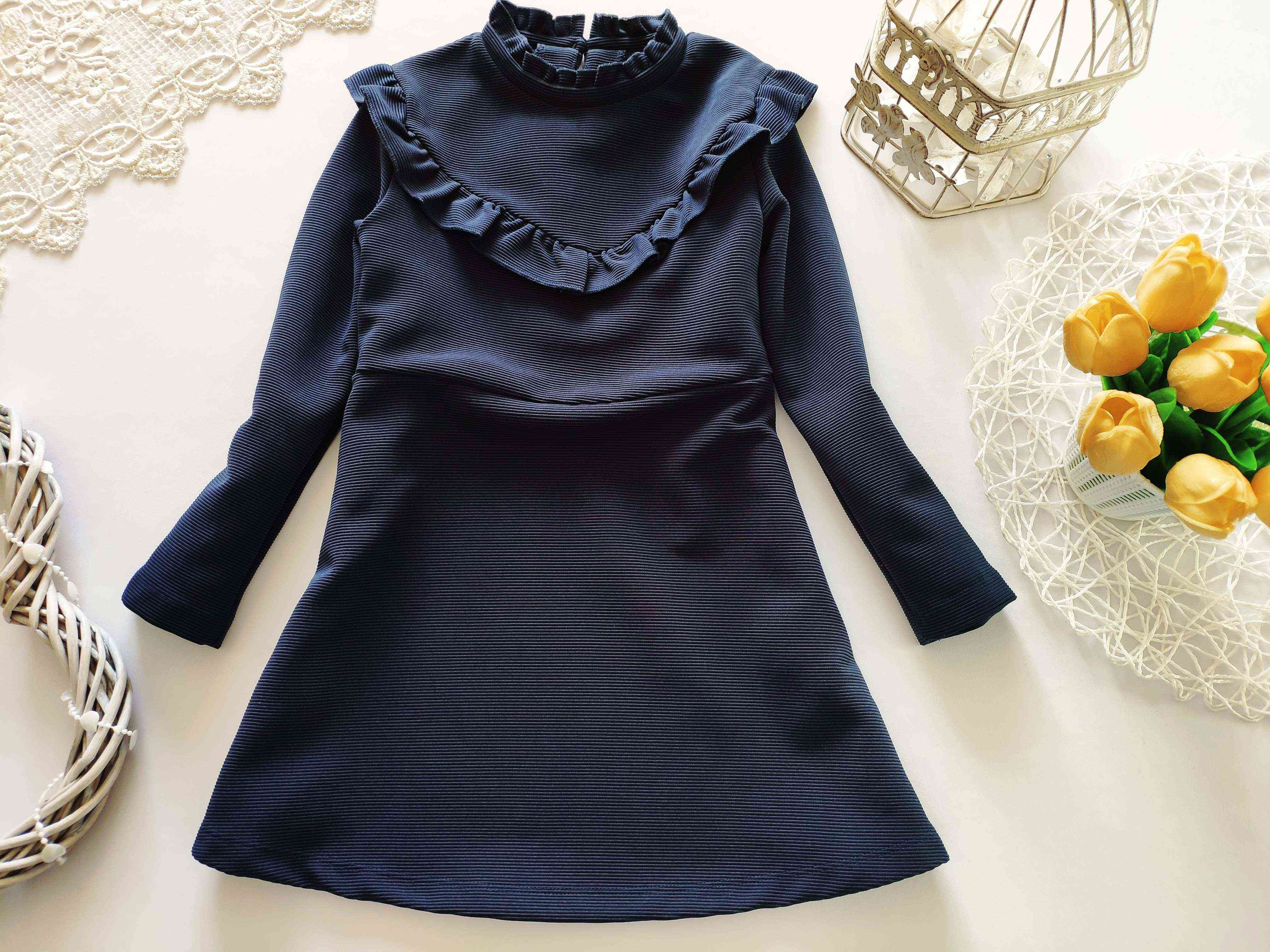 4 роки, зріст 104 Щільна фактурна сукня