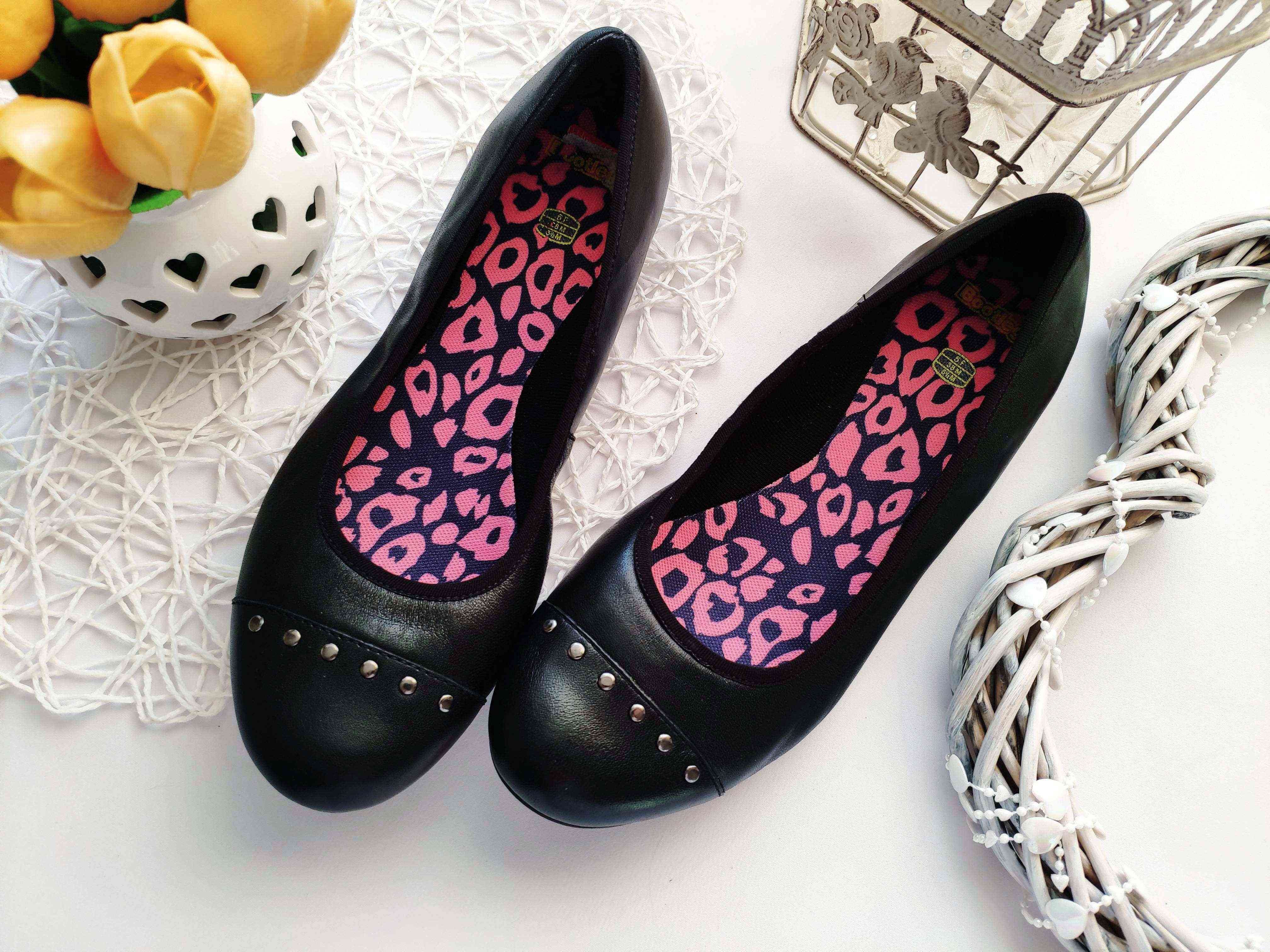 38 (24,5 см) Нові шкіряні туфлі для дівчинки