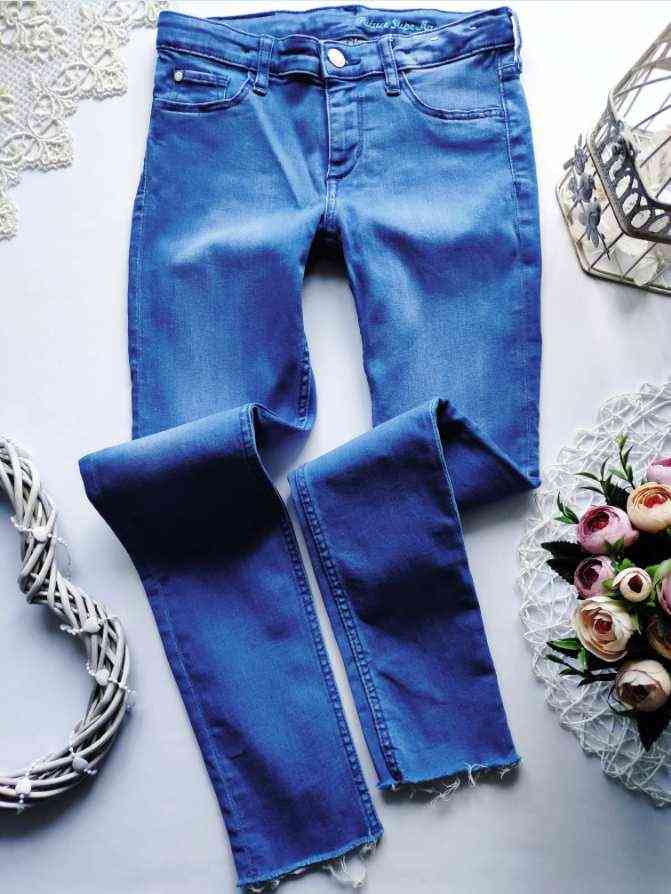 9,10 років, зріст 140 Стрейчові джинси вузькочі для дівчинки
