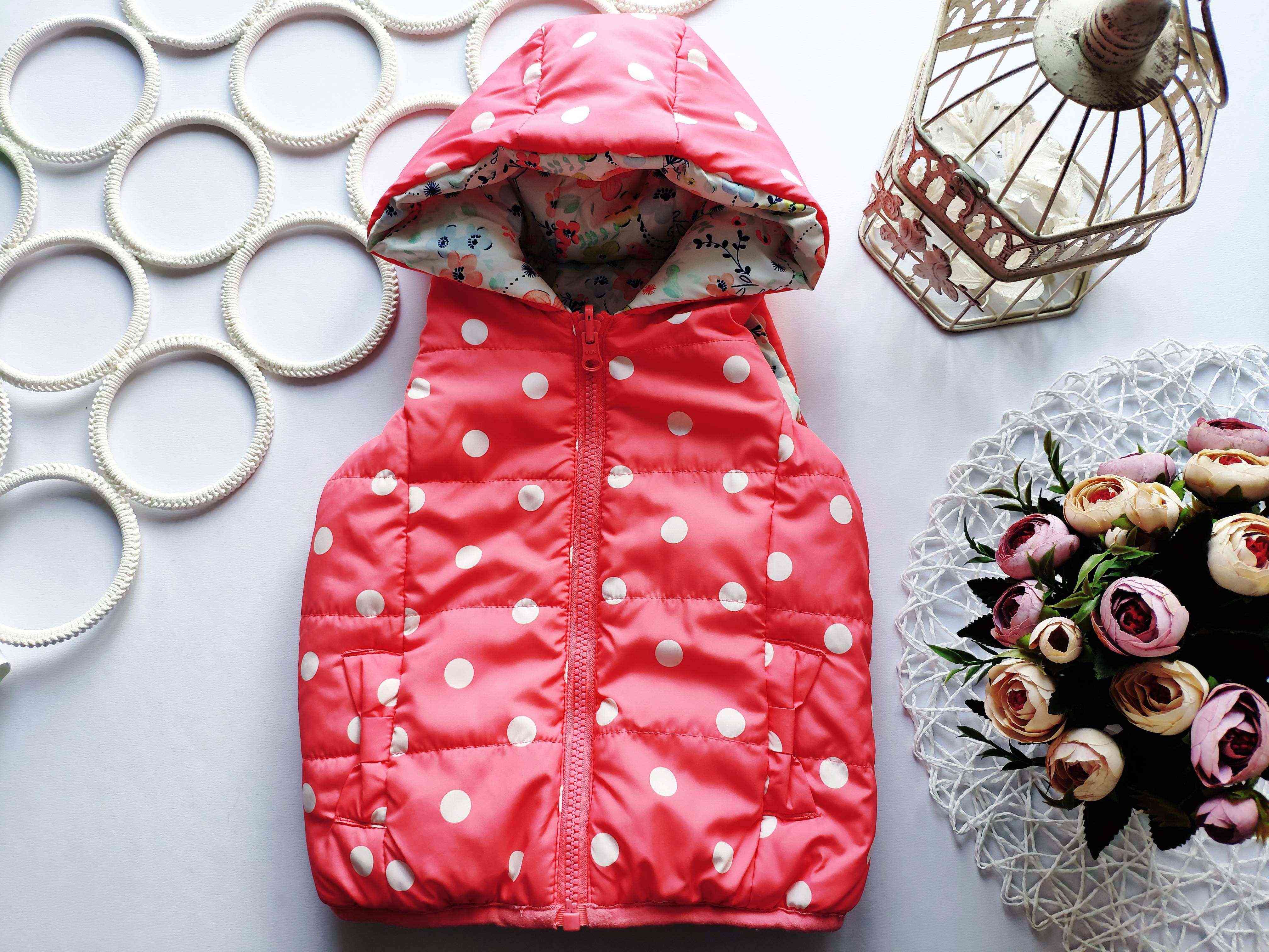 1\2 года, рост 80-92 Двухсторонняя детская жилетка