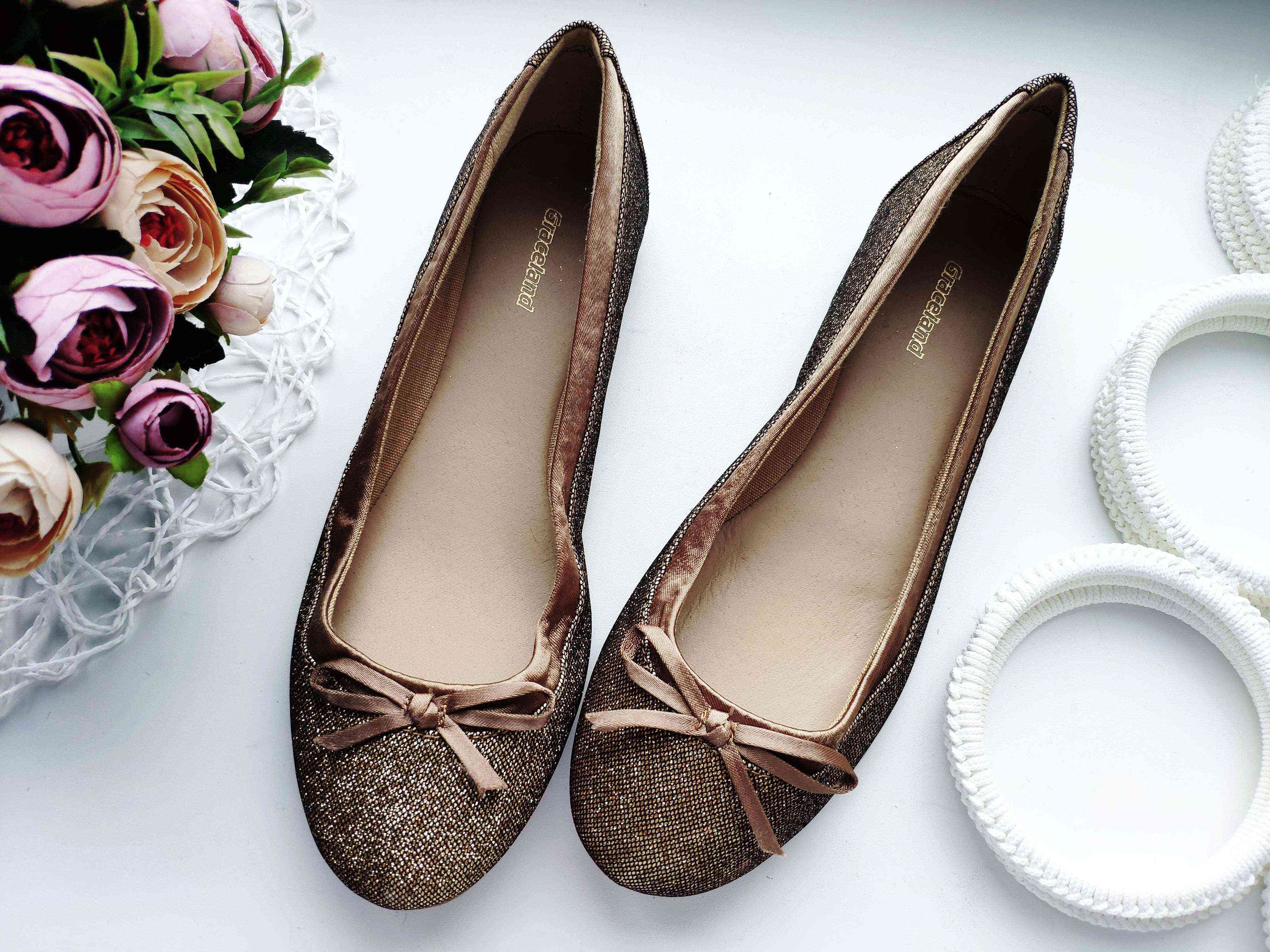 38 (24 см) Нові золотисті балетки