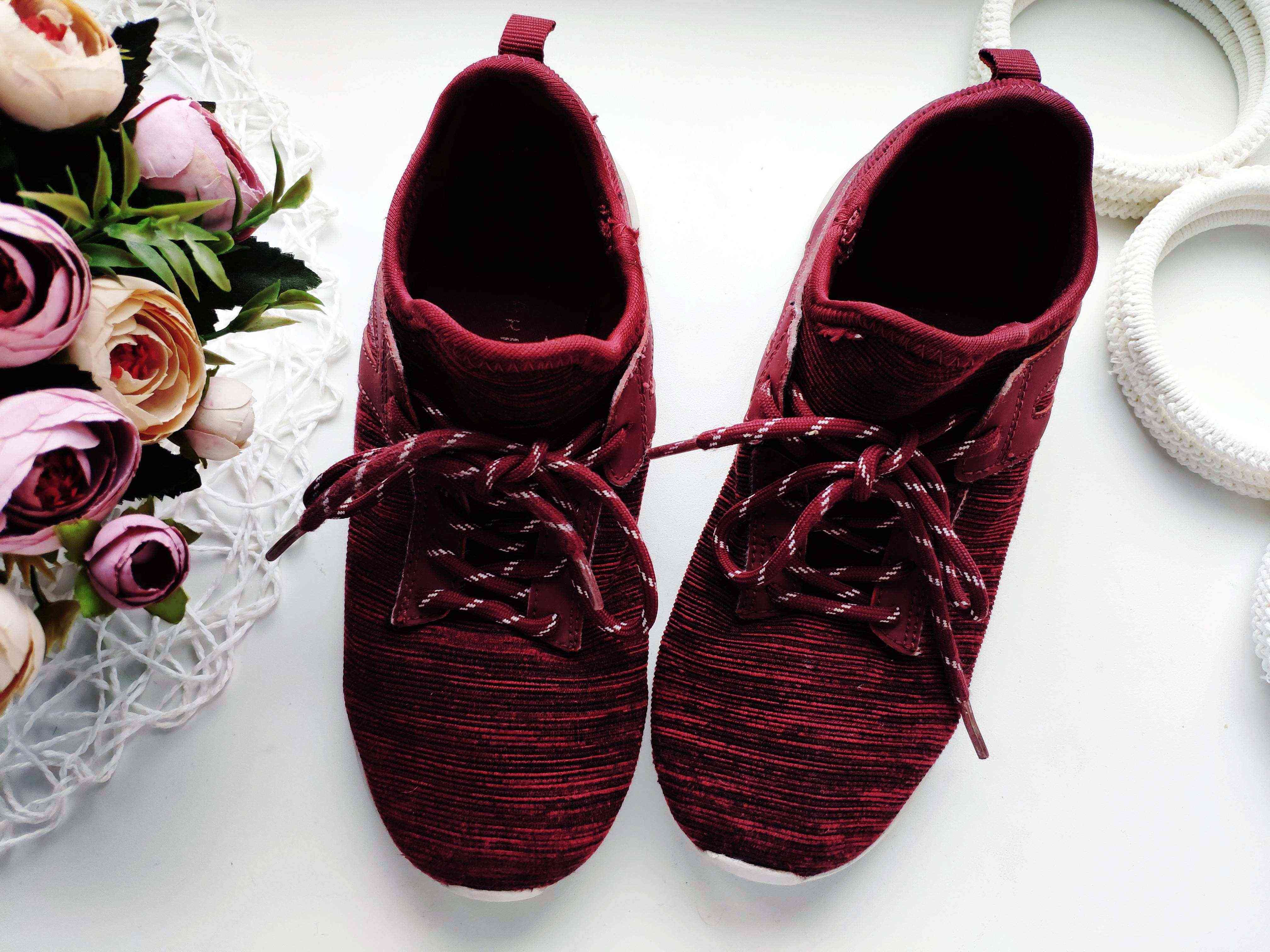 34 (21,5 см) Полегшені кросівки для дівчинки