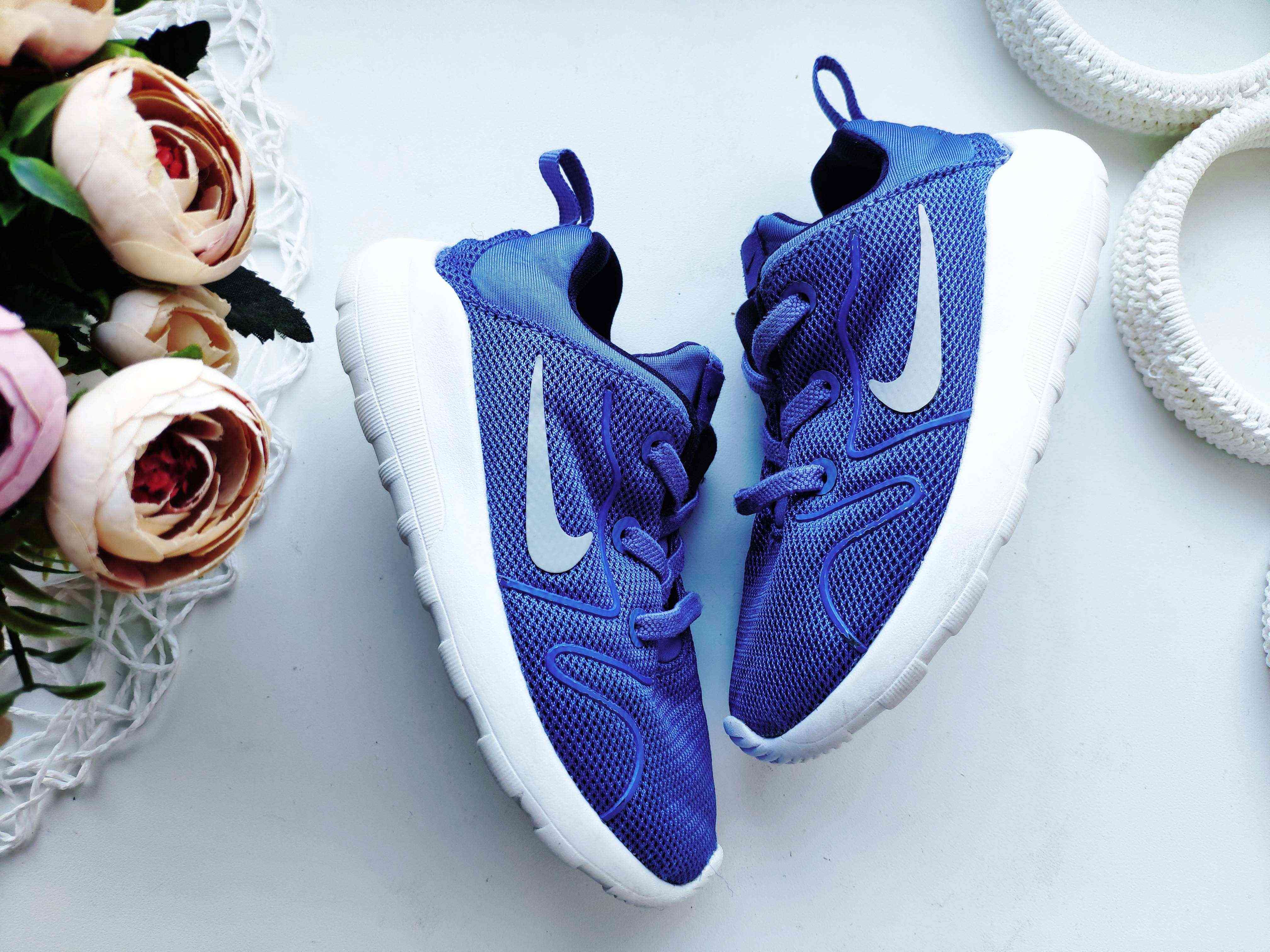 26 (16,3 см) Легкие кроссовки на резинках