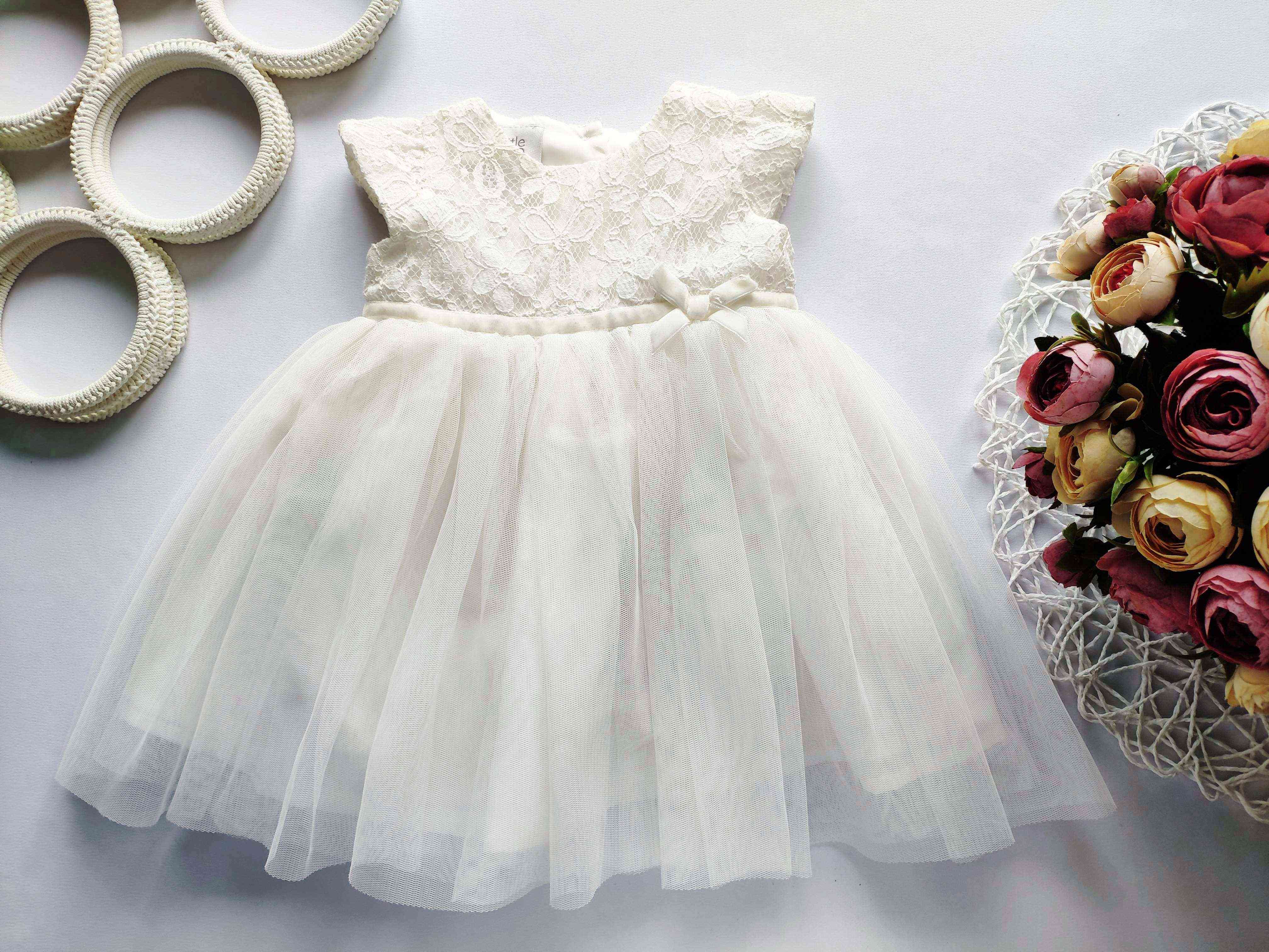 0-3 міс Біла пишна сукня