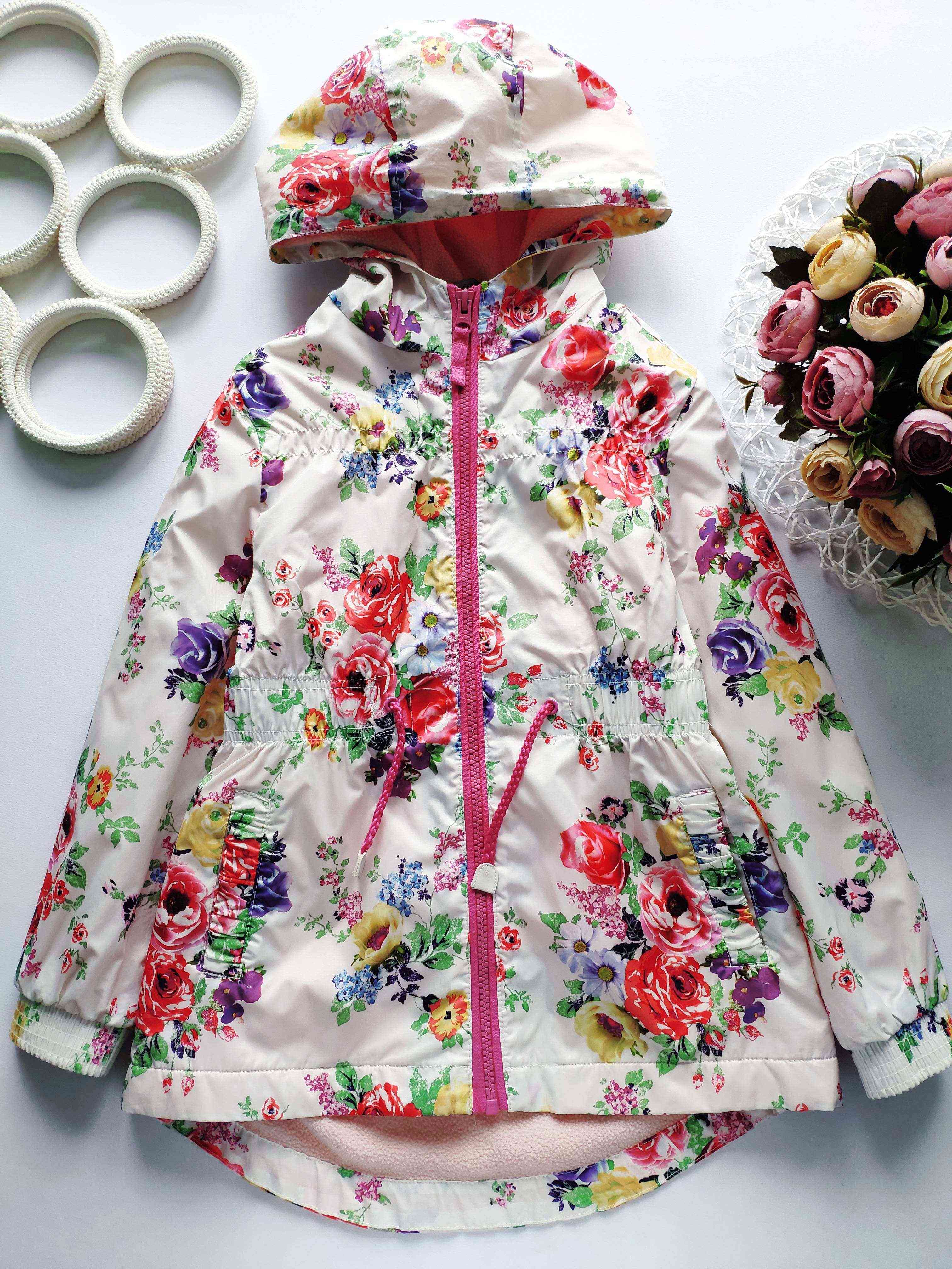 6,7 лет, рост 116,122 Ветровка на флисе