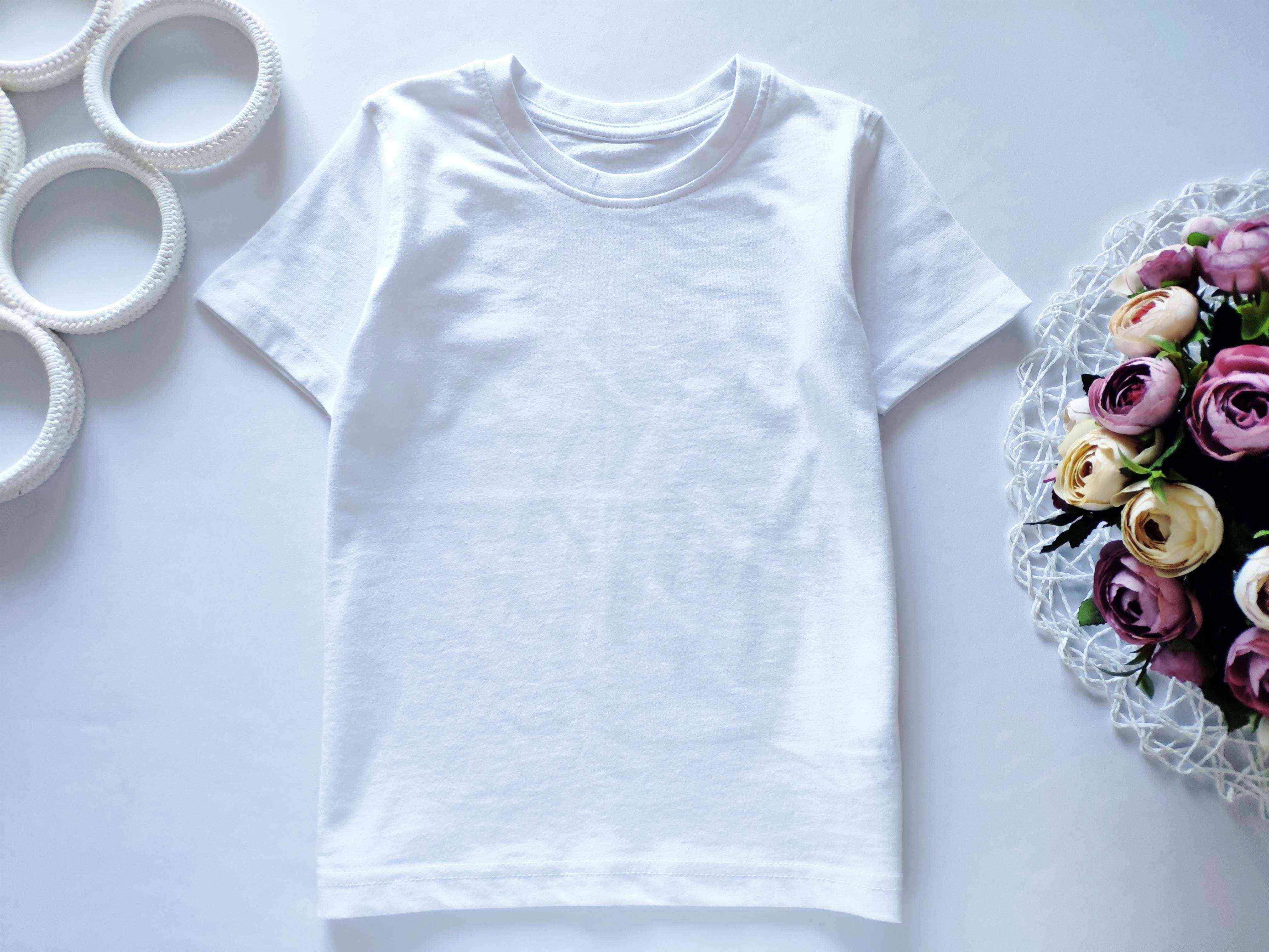 5,6 років, зріст 110,116 Біла футболка