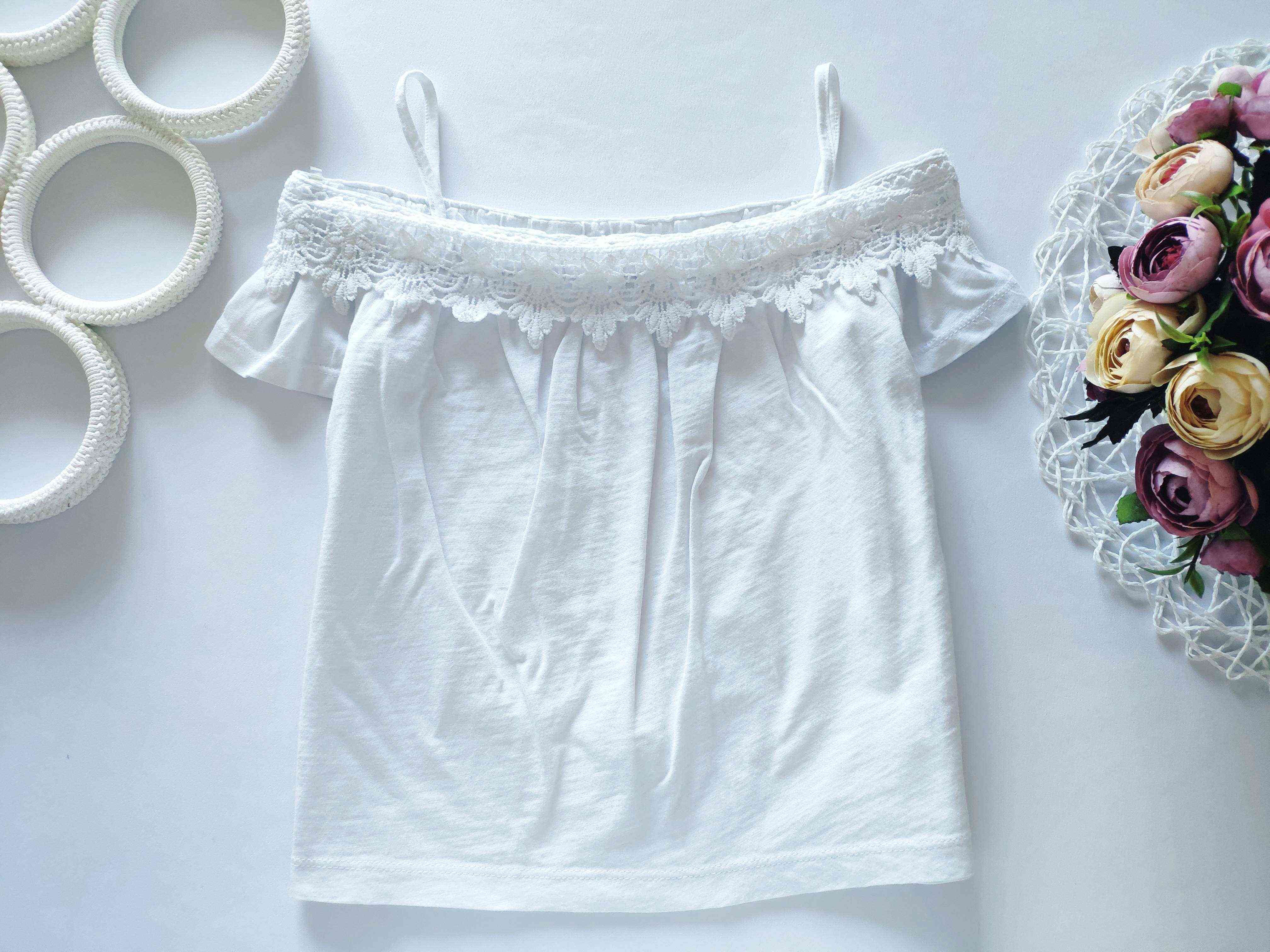 6 років, зріст 116 Майка з ажуром