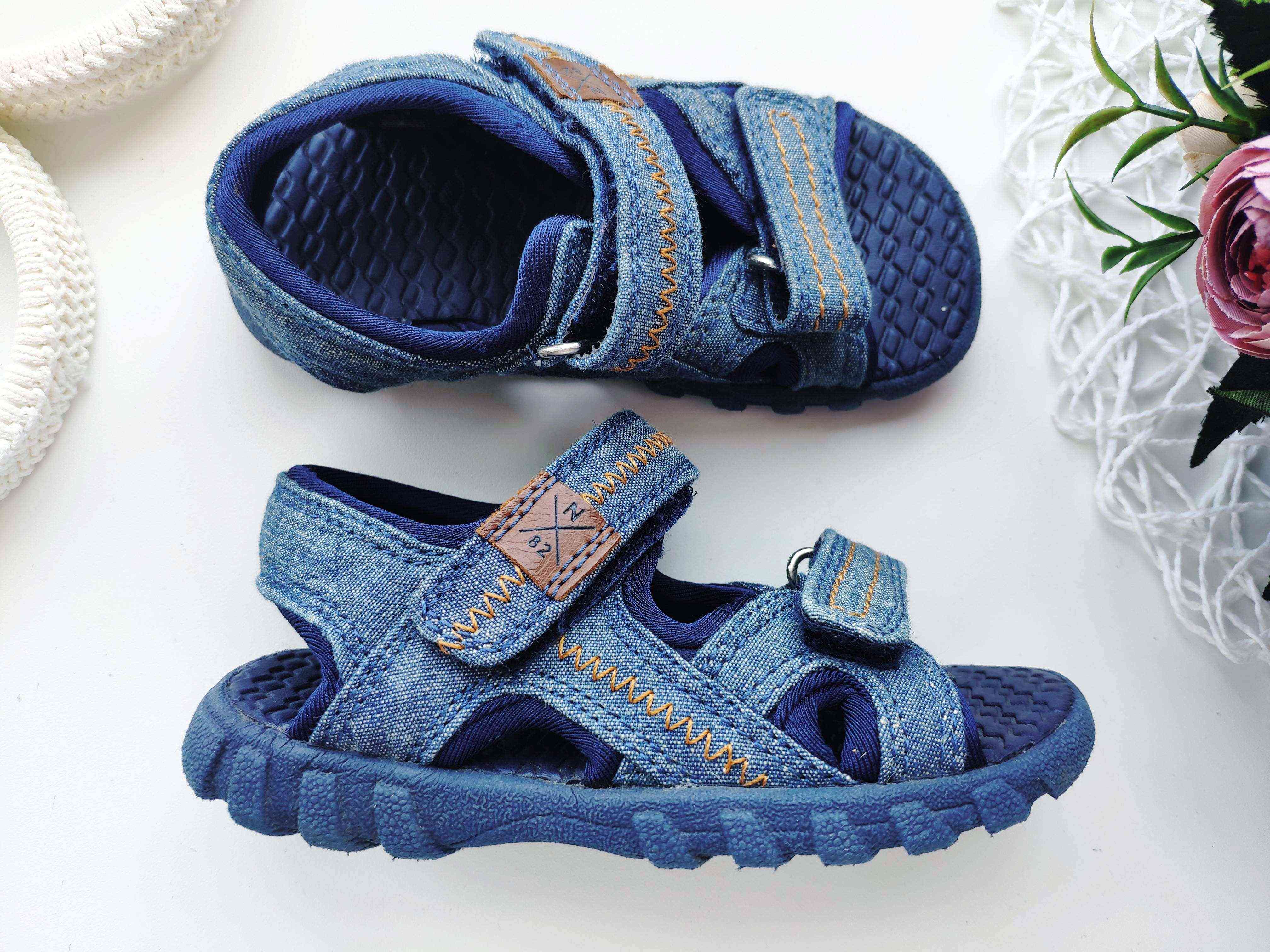 25 (15,5 см) Легкие сандали