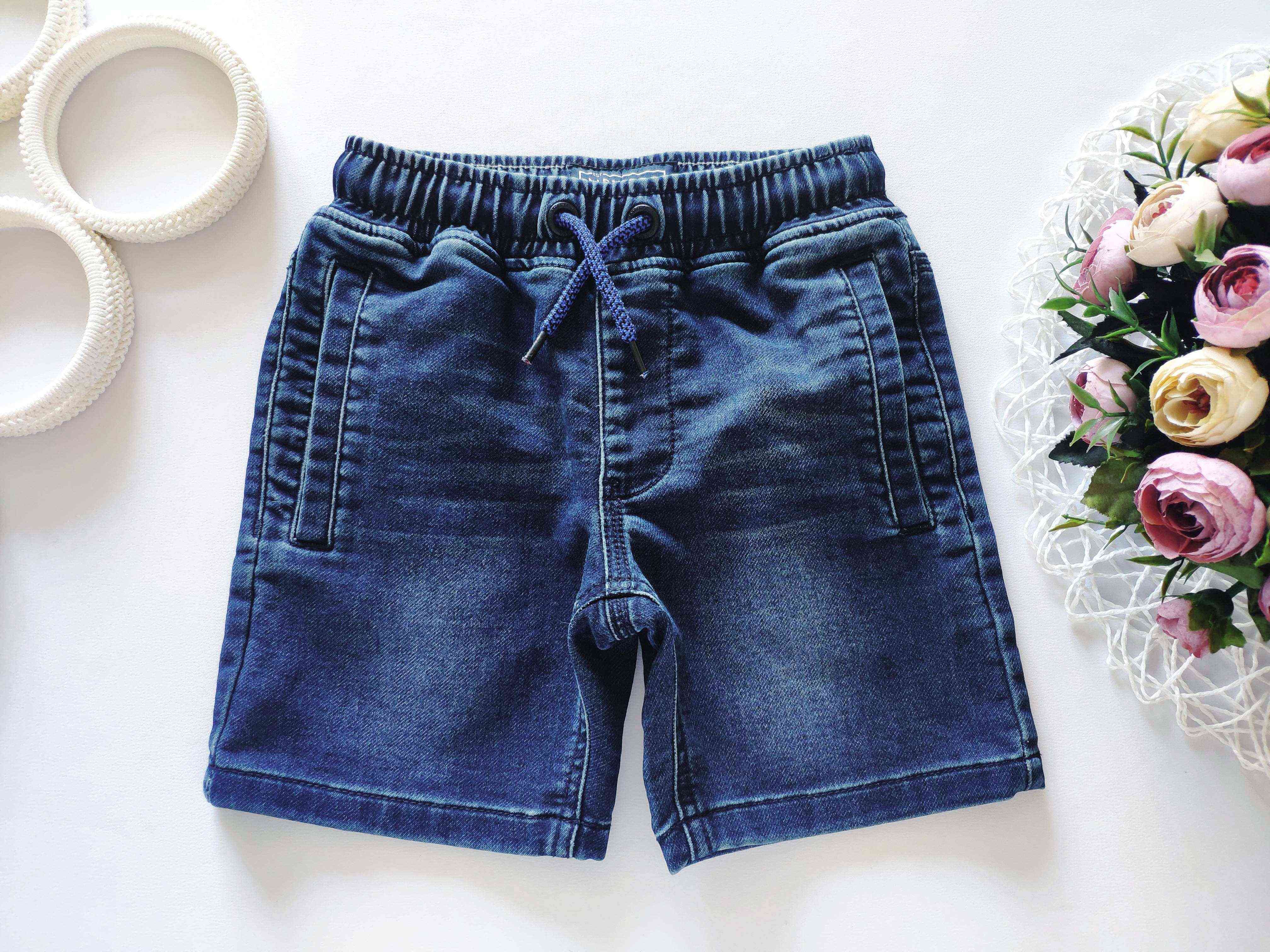 6 років, зріст 116 Стрейчові шорти