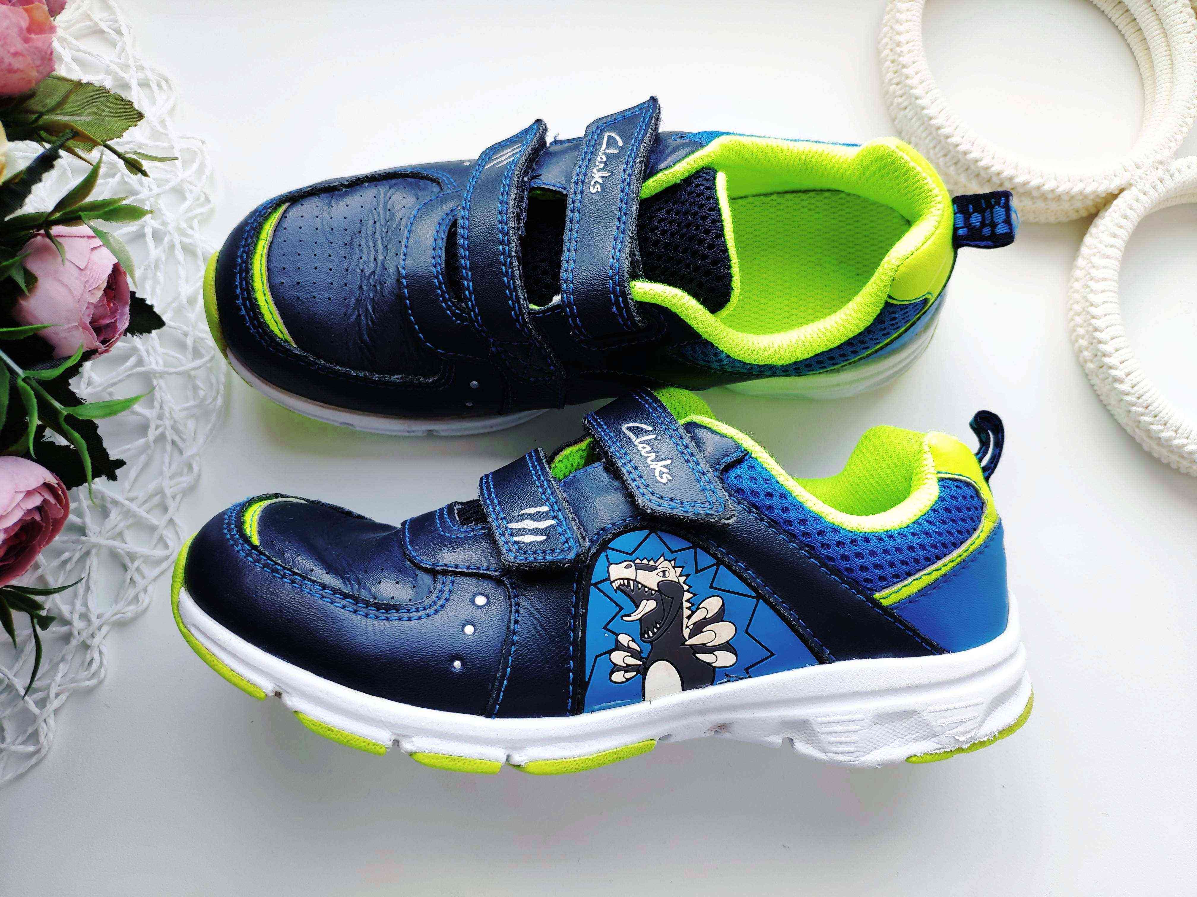 30-31 (20 см) Кожаные кроссовки с мигалками