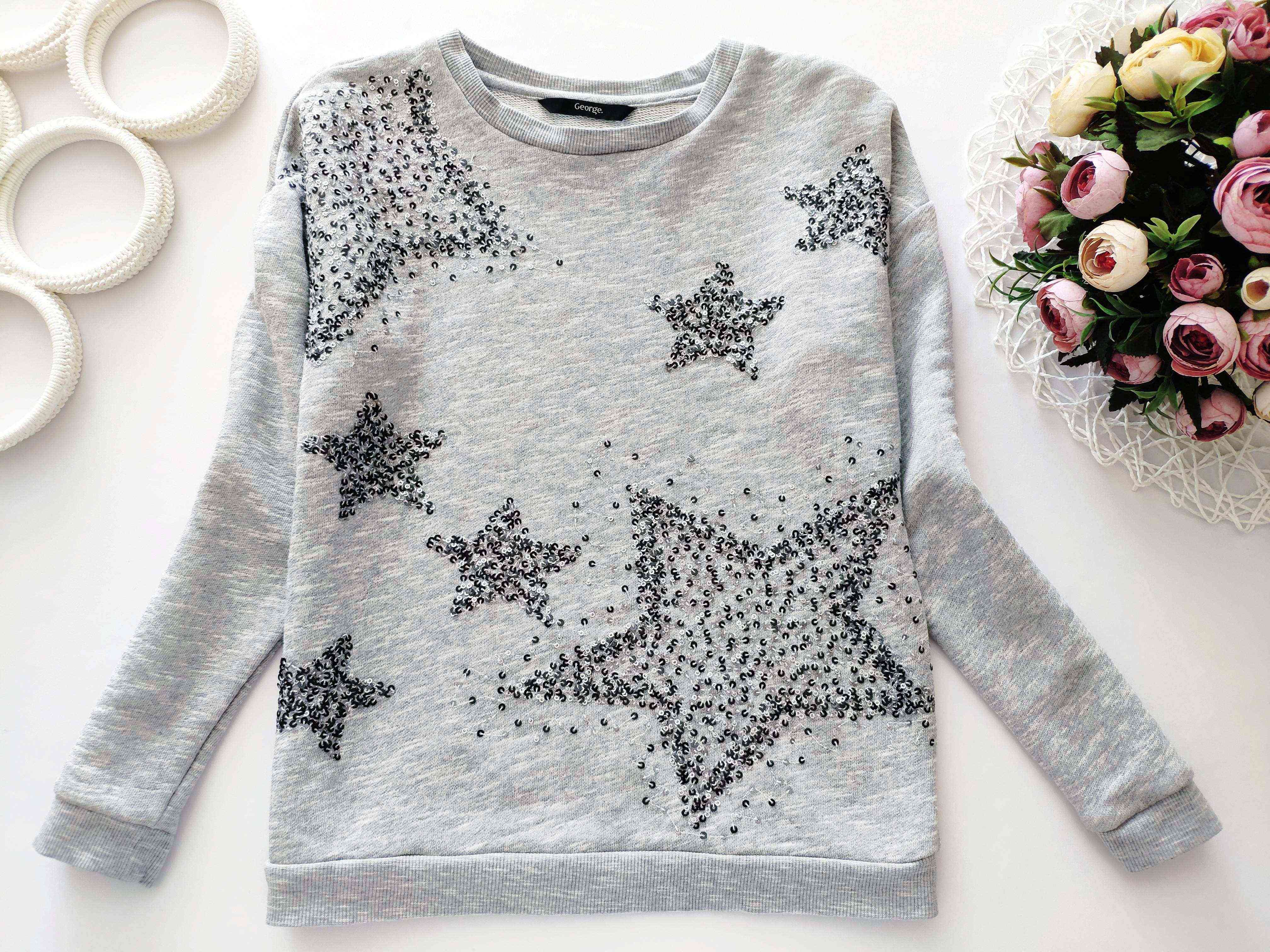 9 років, зріст 134 Кофта в паєтках