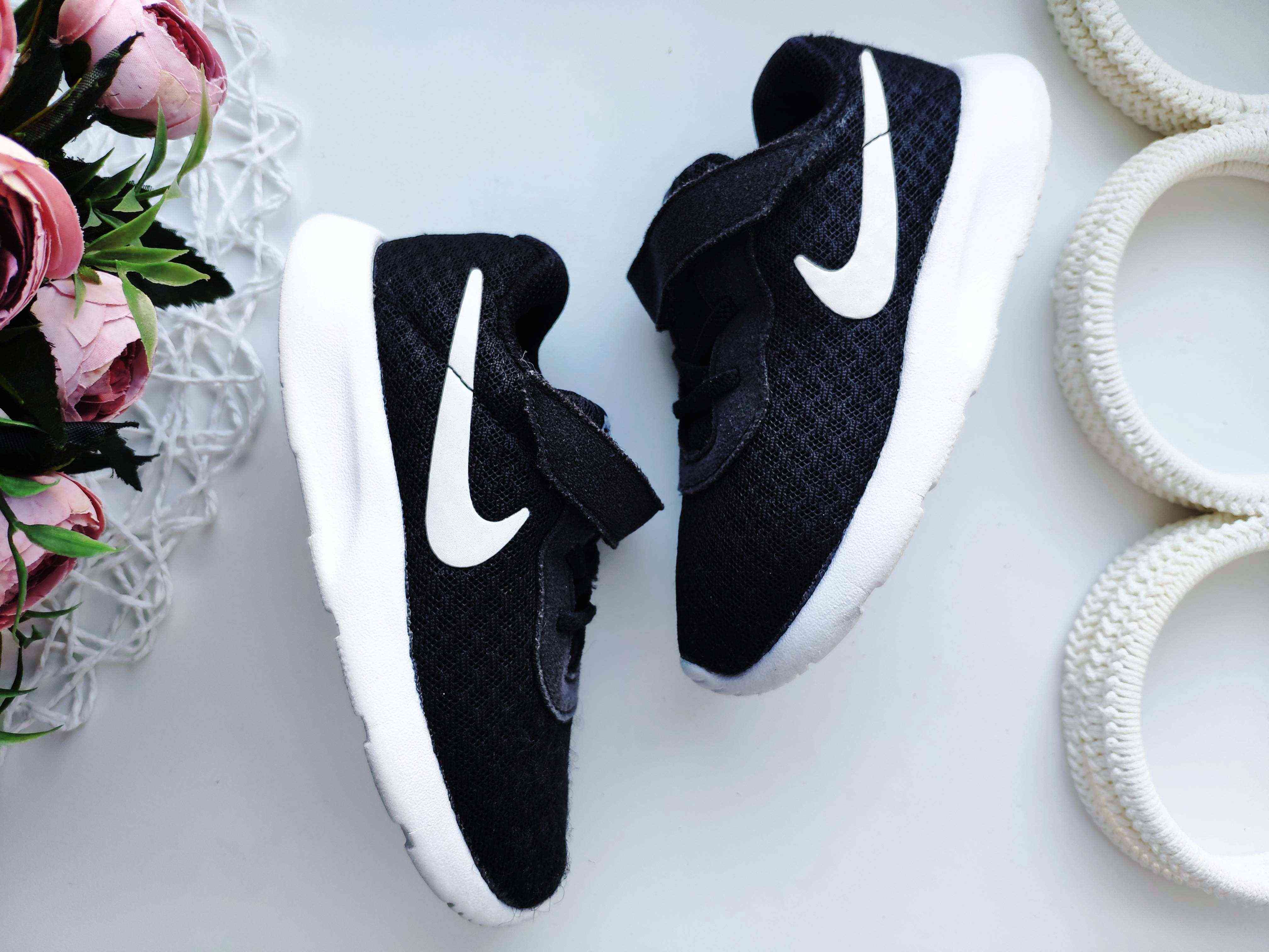 25 (15 см) Легкие кроссовки