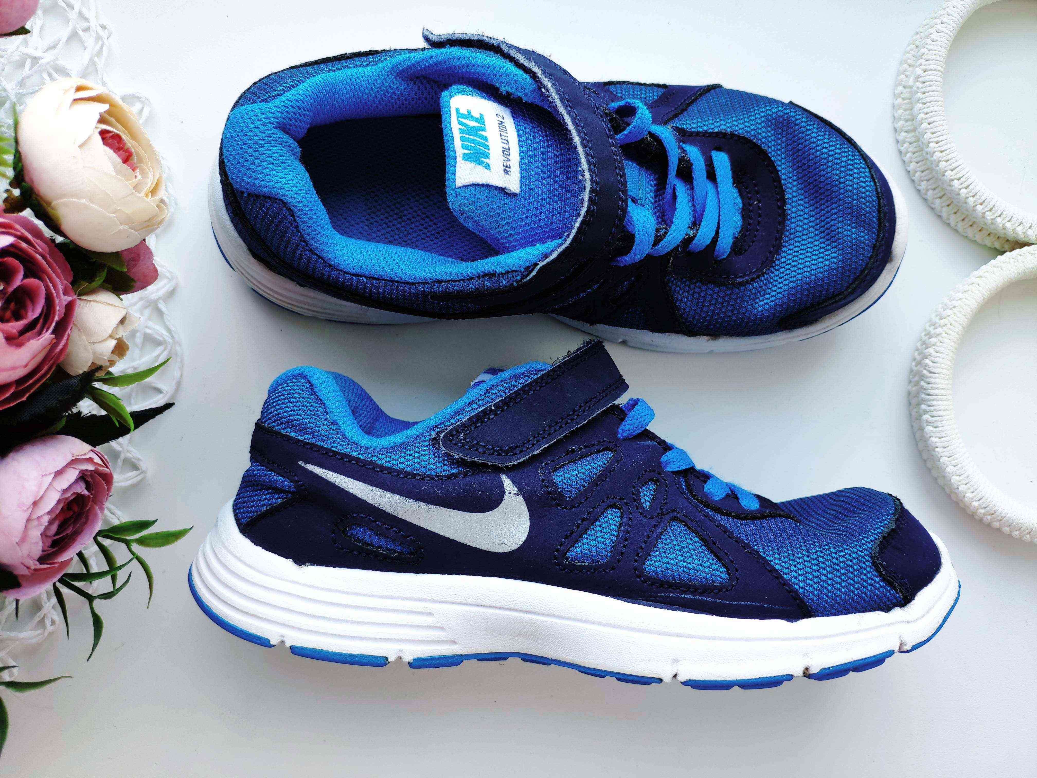 32-33 (20,5 см) Легкие кроссовки