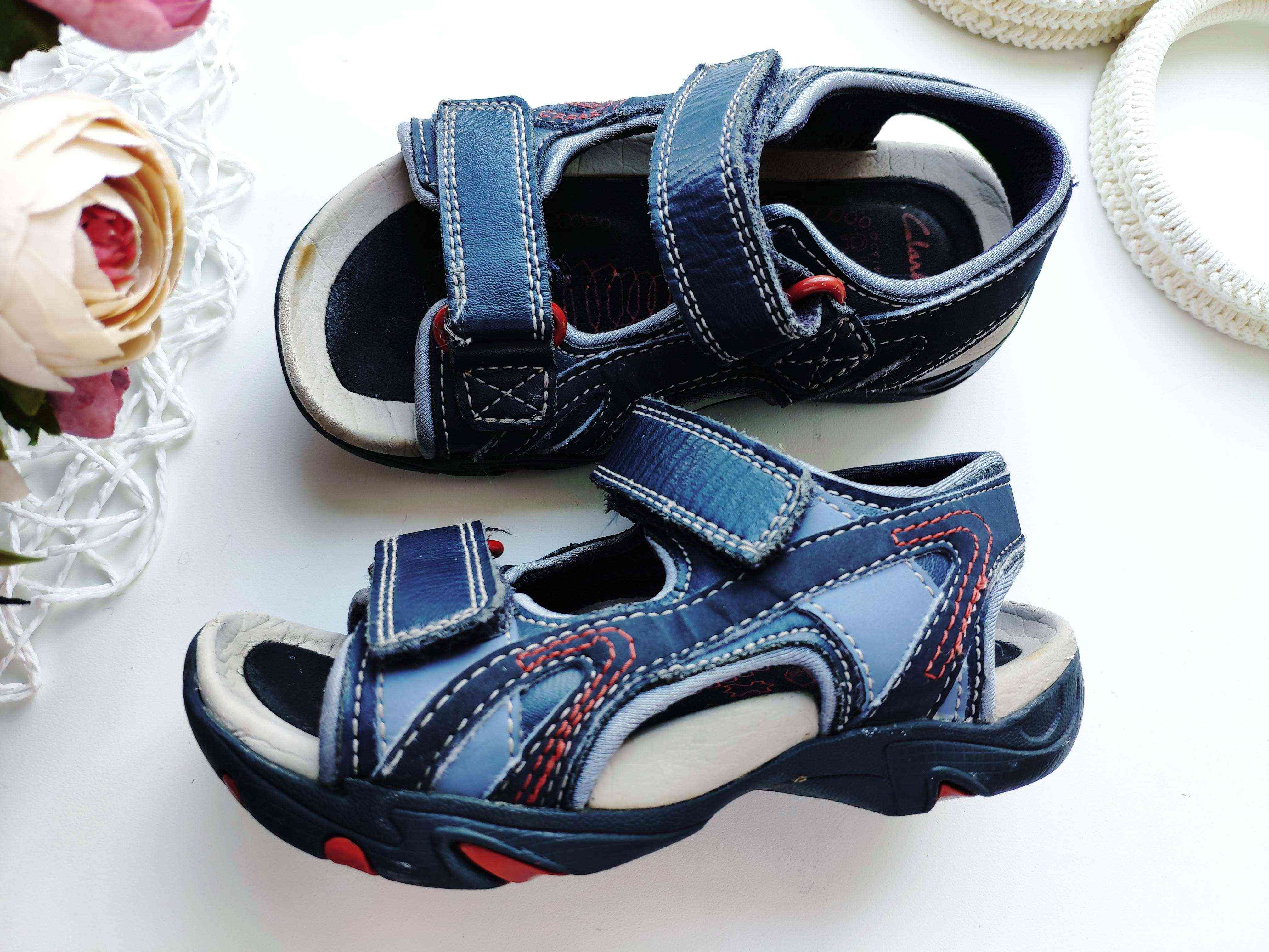 25 (16,5 см) Кожаные сандали