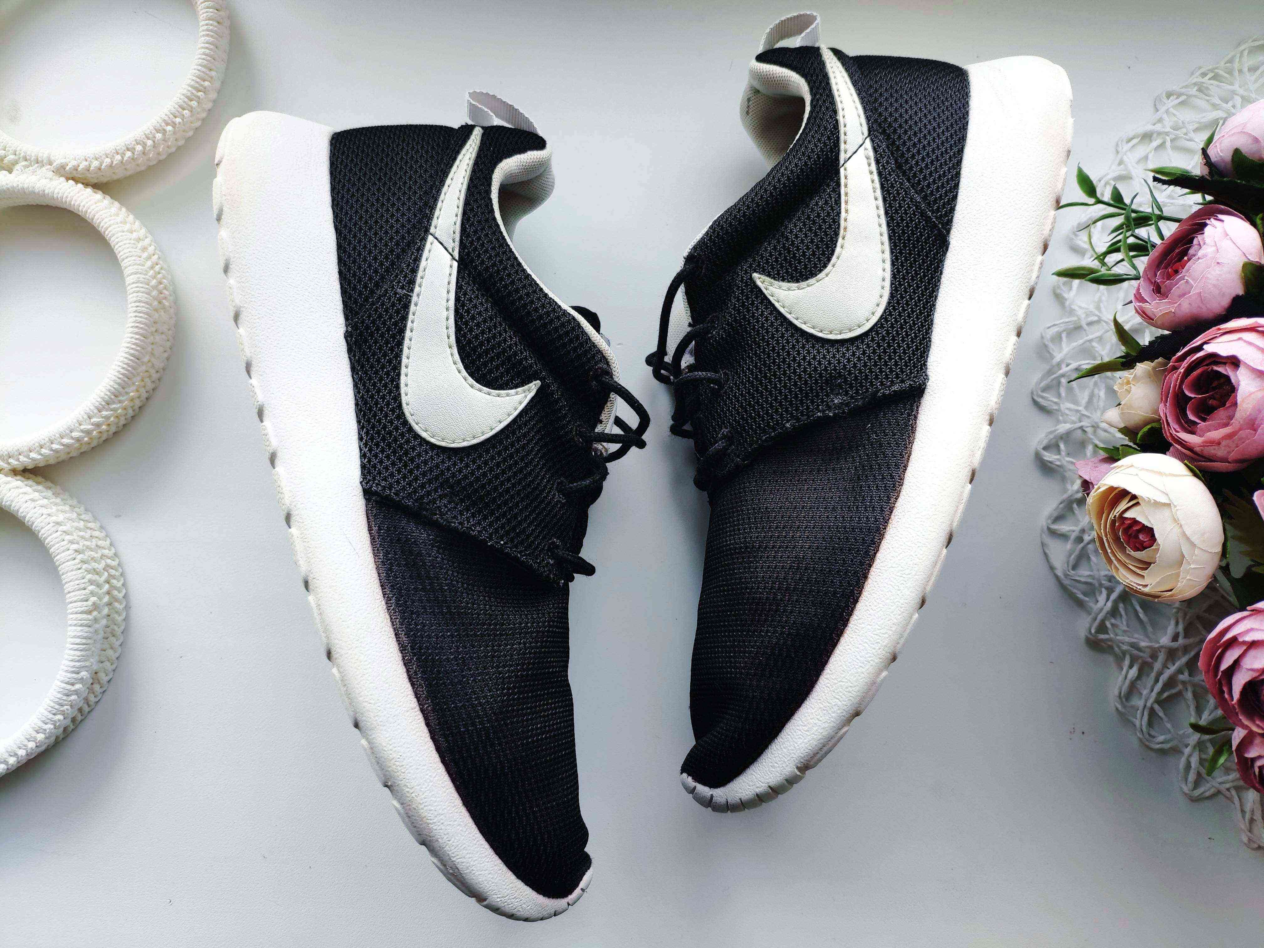 38 (24 см) Легкие кроссовки