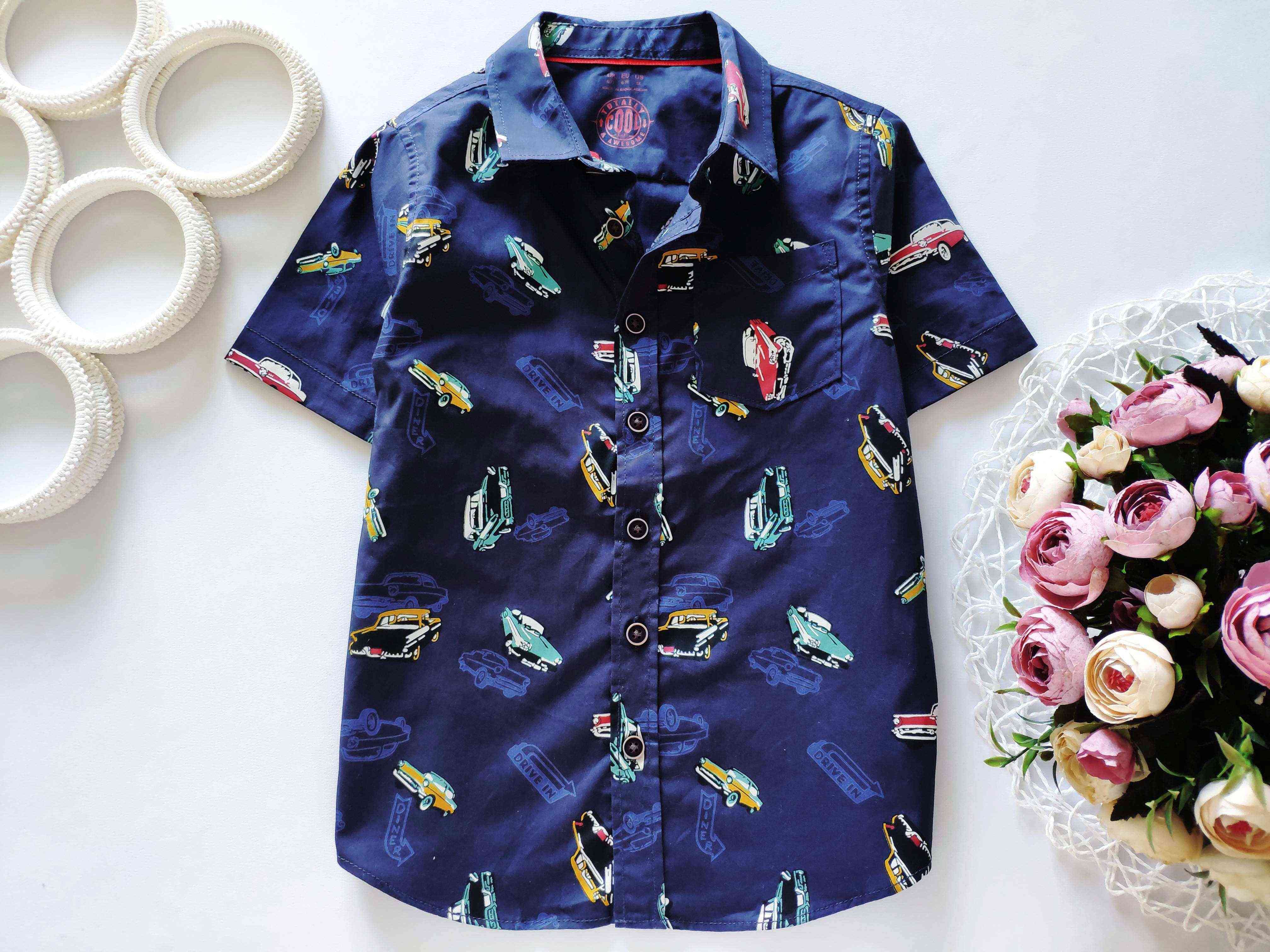 6,7 років, зріст 122 Нова сорочка в машинках