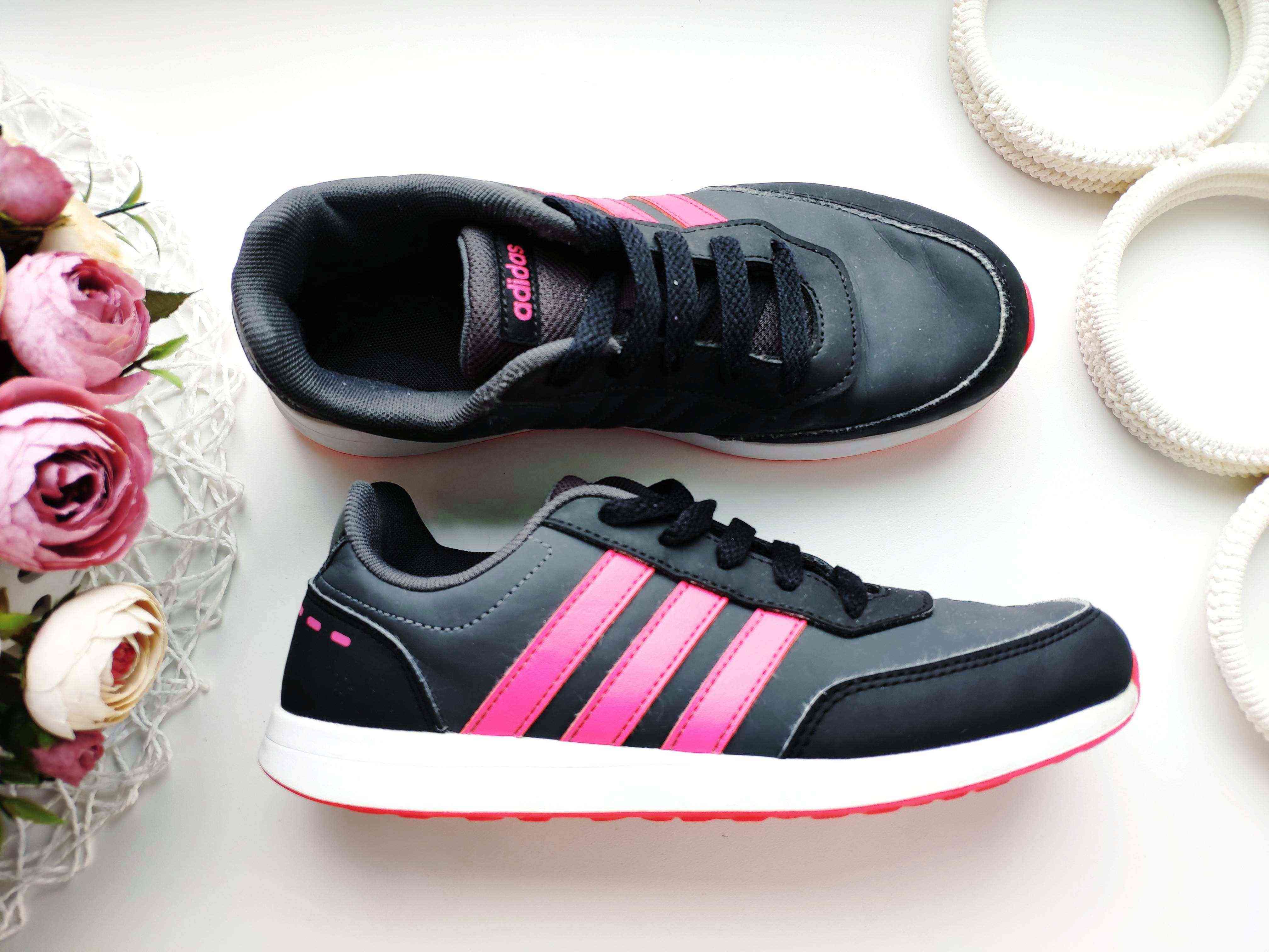 36 (23 см) Кросівки з новою колекцією