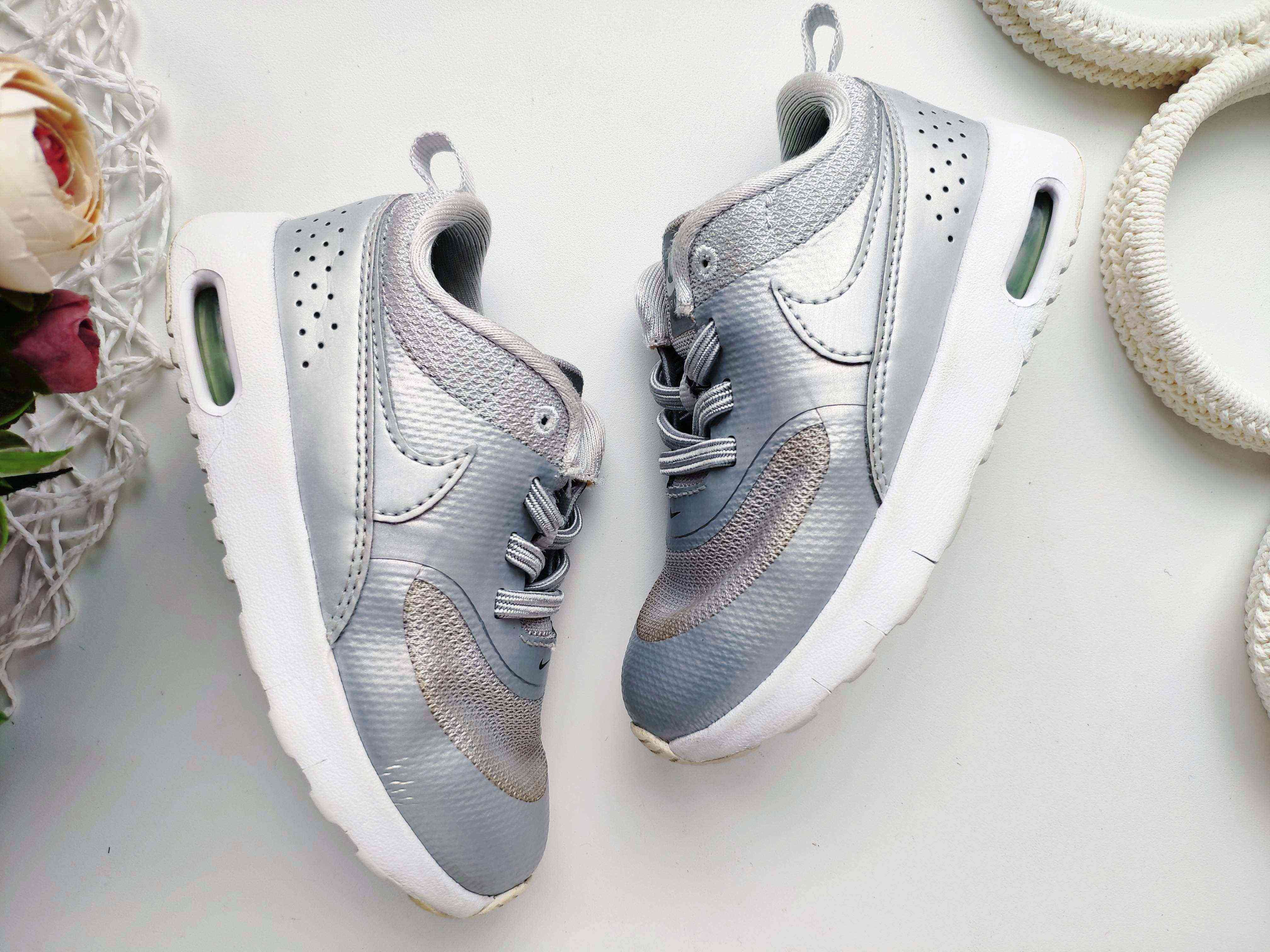 25 (15 см) Легкие кроссовки