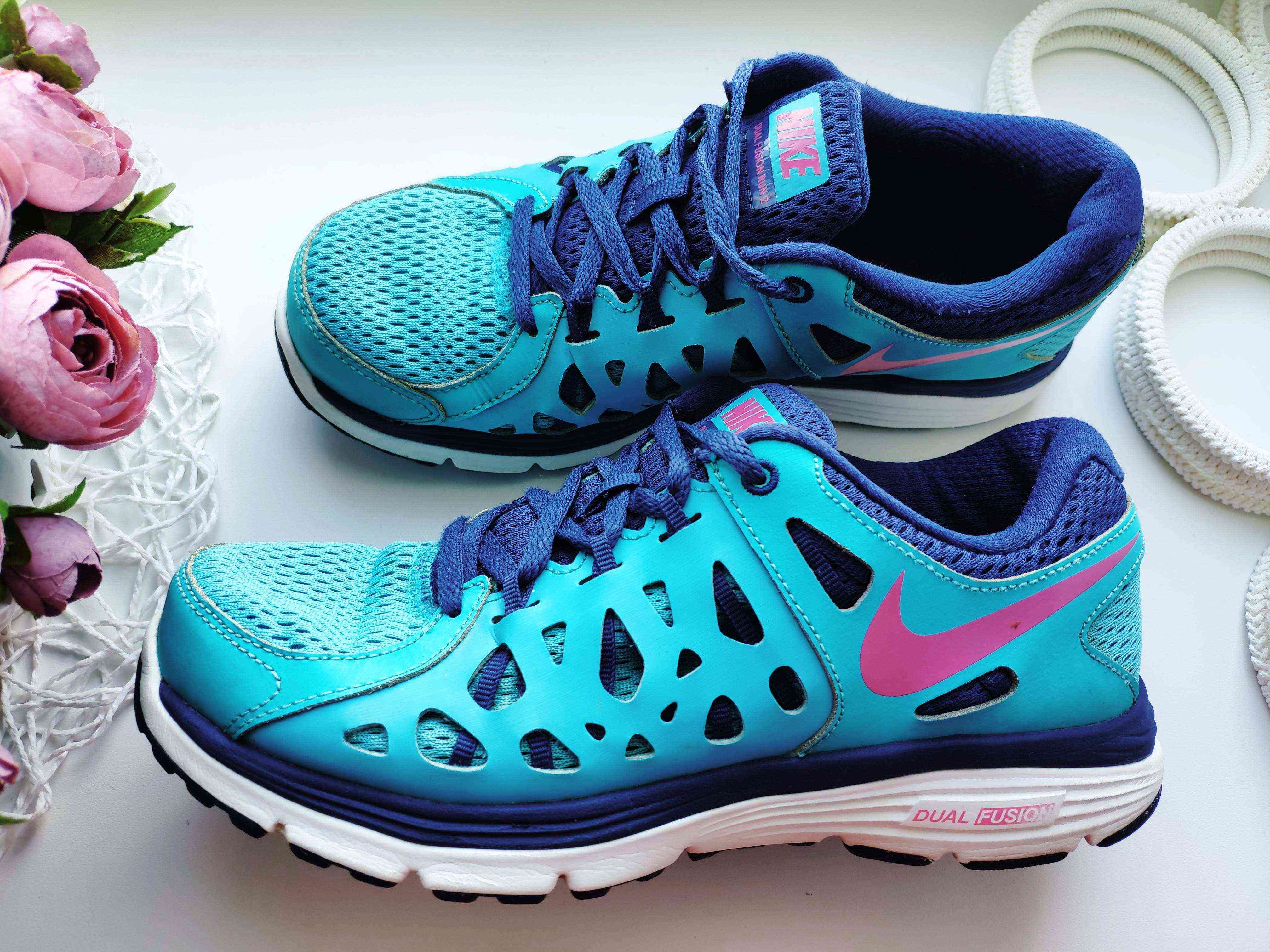 37 (23,5-24,5 см) Кросівки Dual Fusion