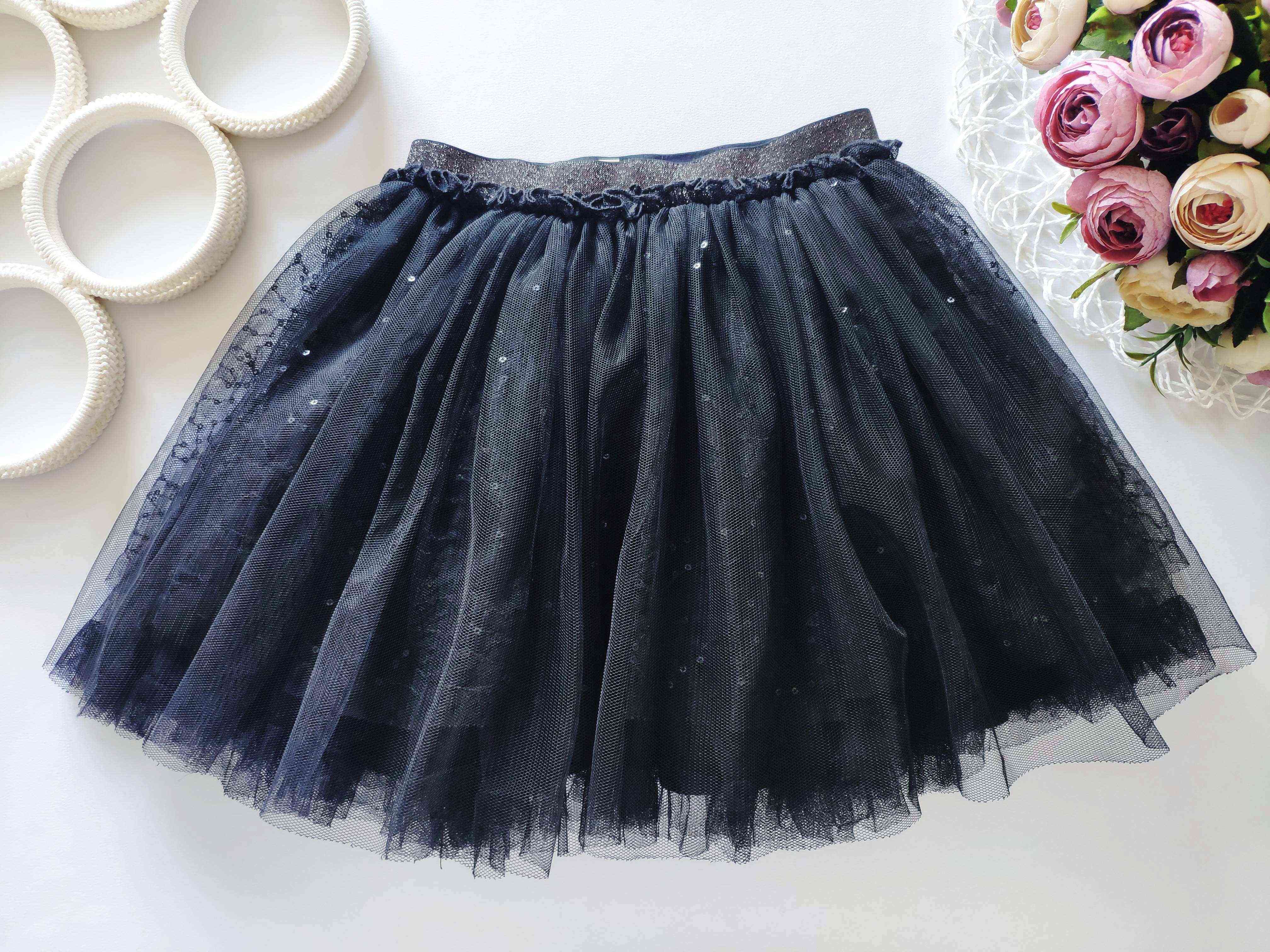 6 років, зріст 116 Пишна спідниця з паєтками