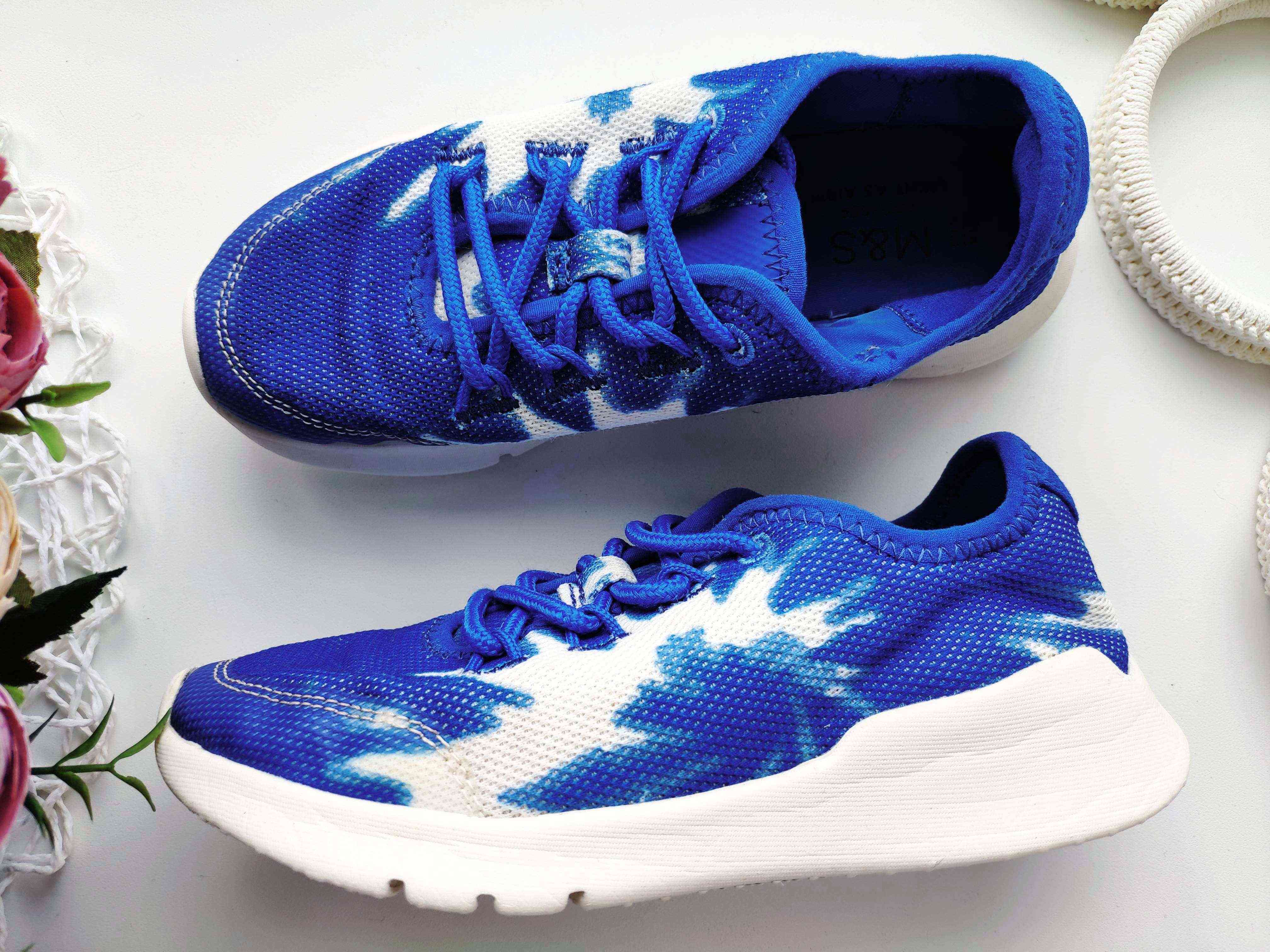 32 (20 см) Легкие кроссовки