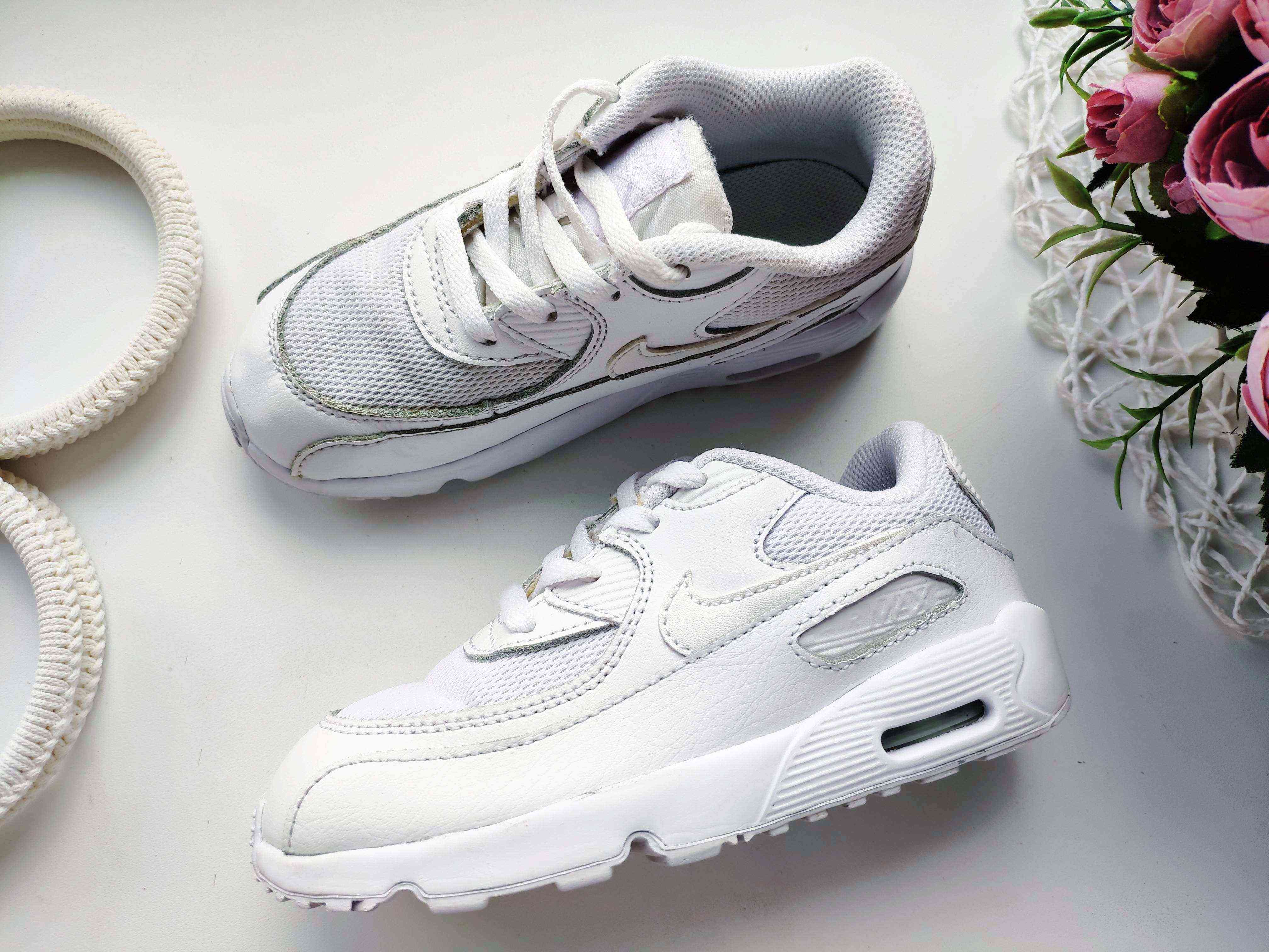 27 (17 см) Белые кроссовки