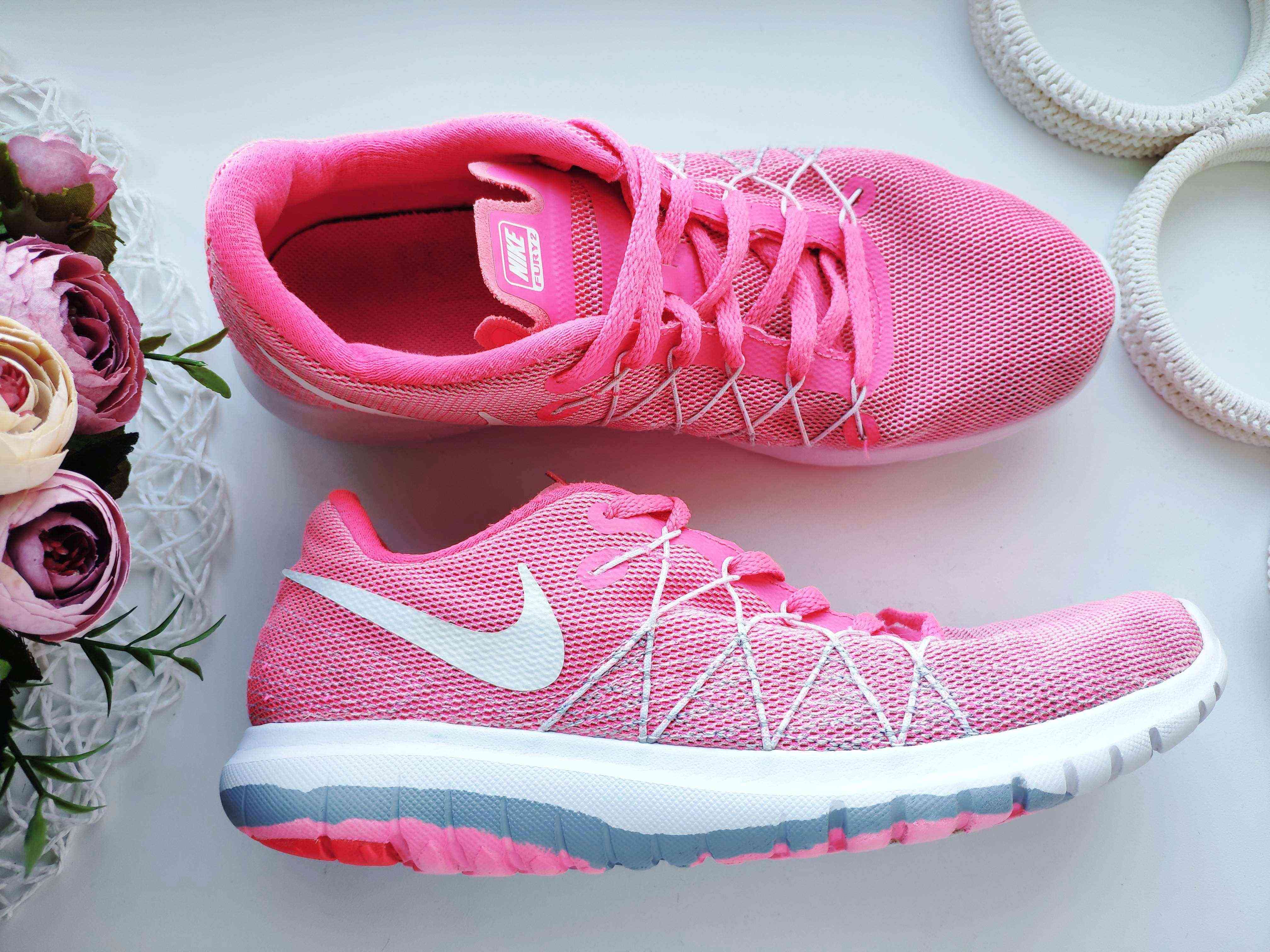 38 (24,5 см) Жіночі кросівки