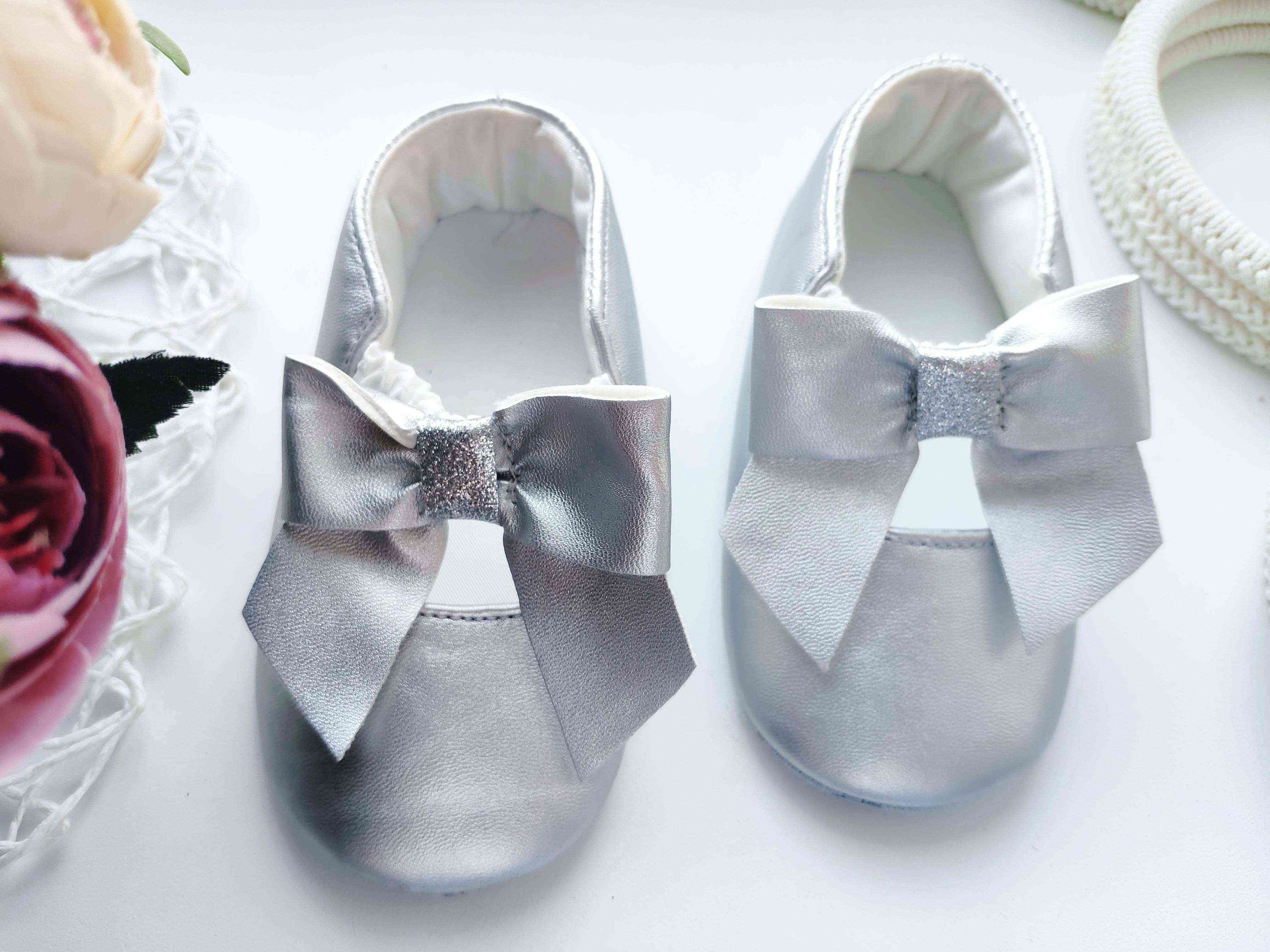 20 (12,5 см) Новые серебристые пинетки