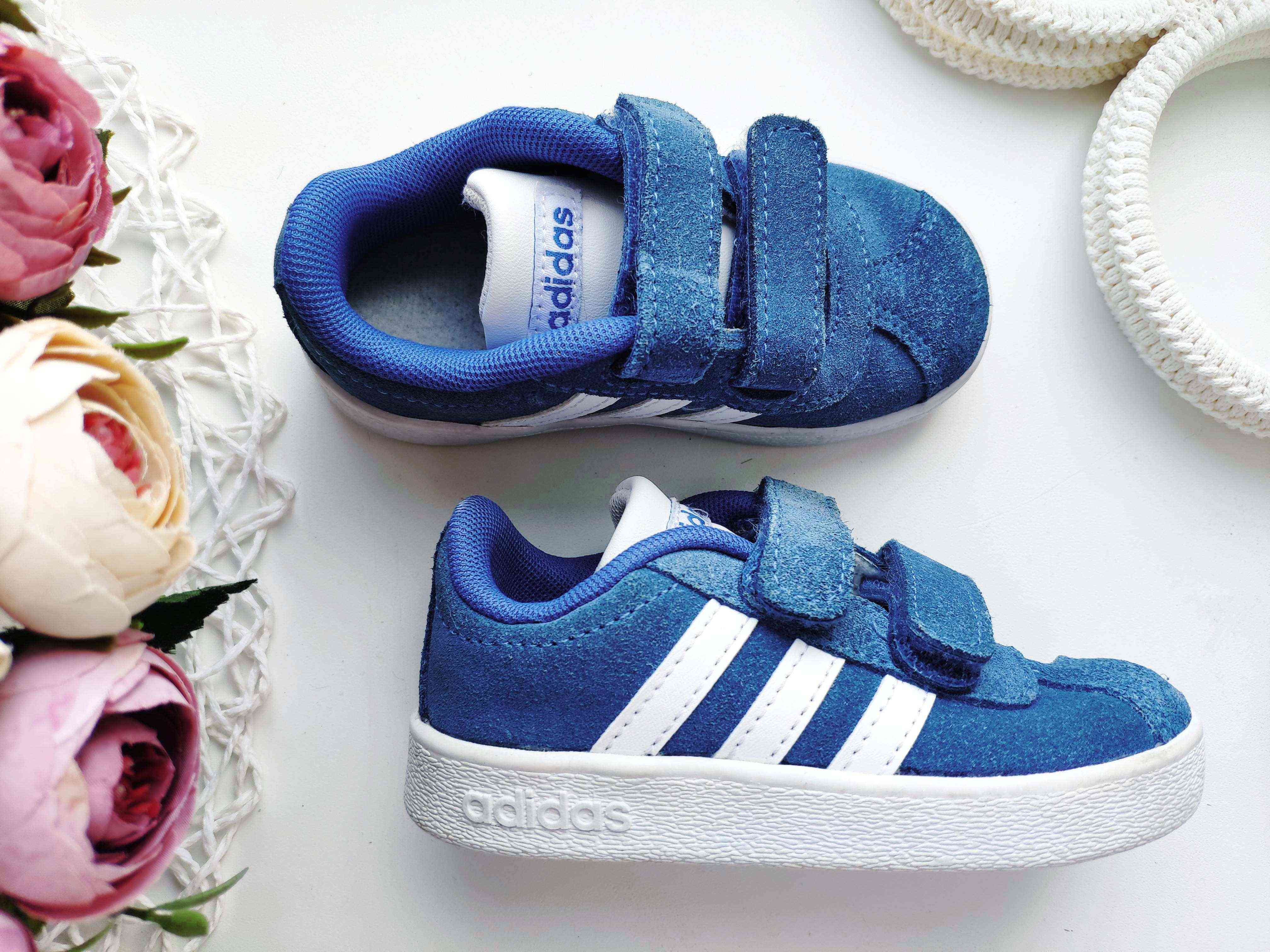 21 (13,5 см) Замшеві кросівки