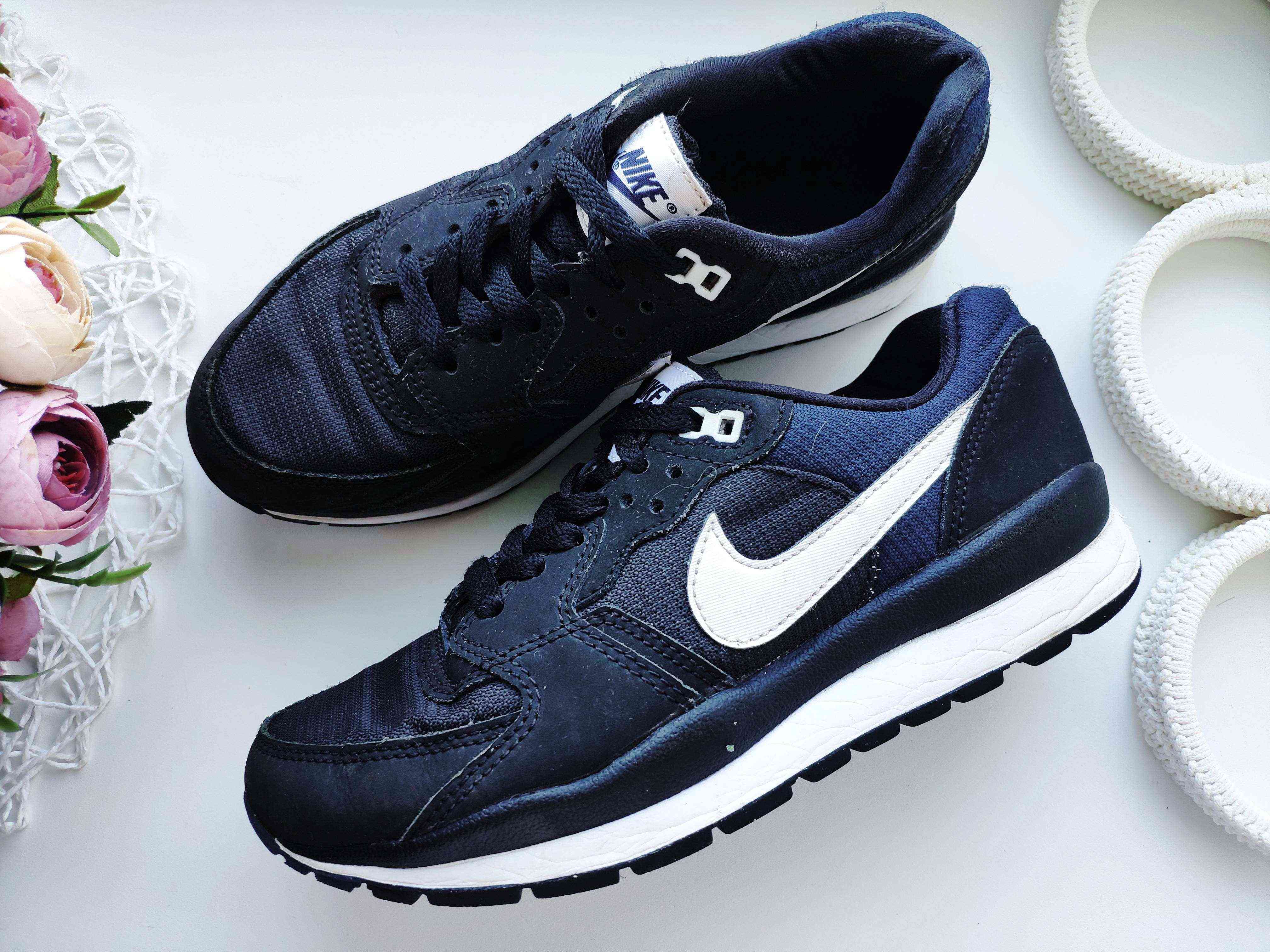 35 (23 см) Шкіряні демісезонні кросівки