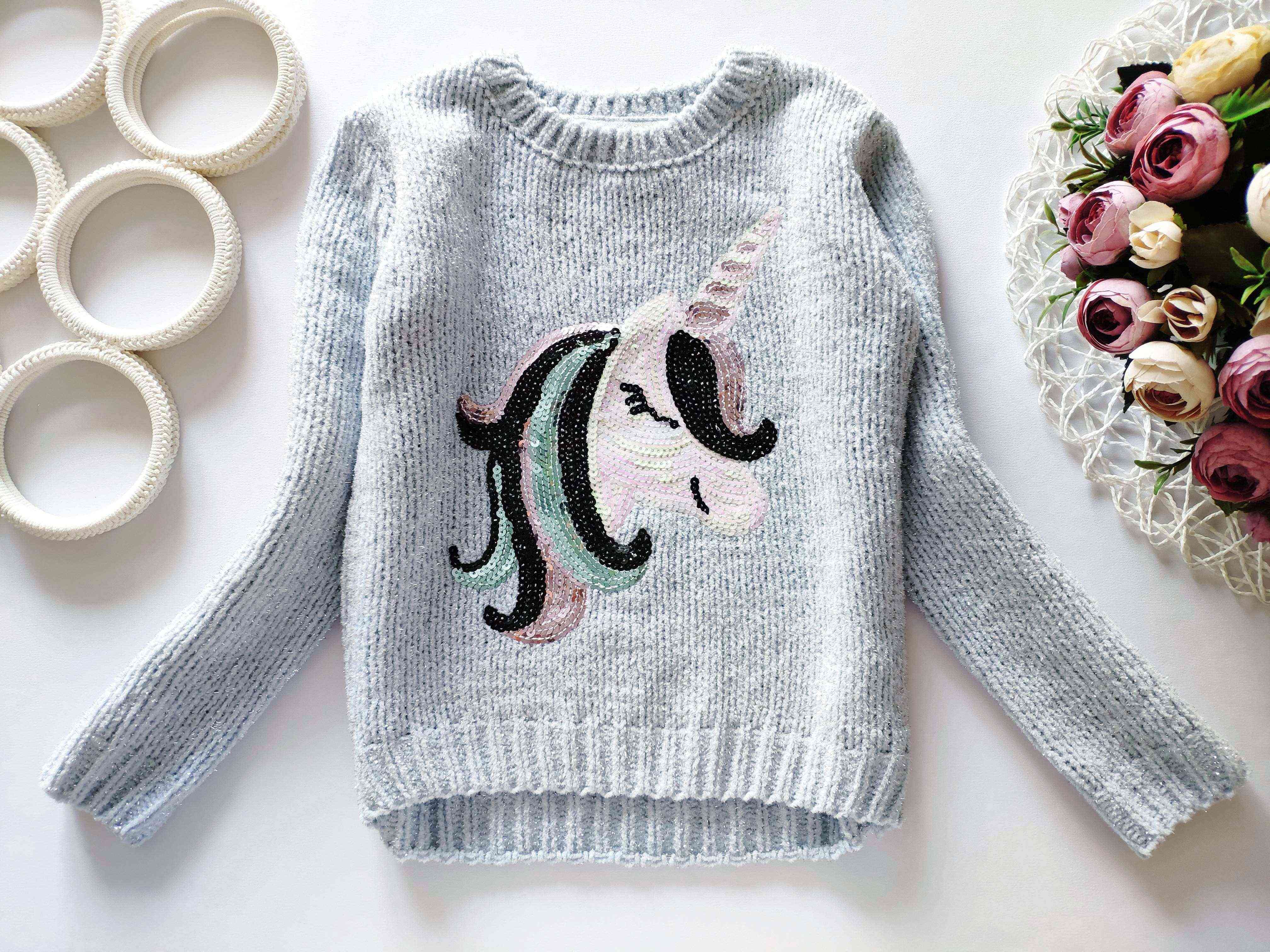 6,7 років, зріст 122 Блискучий светр з єдинорогом