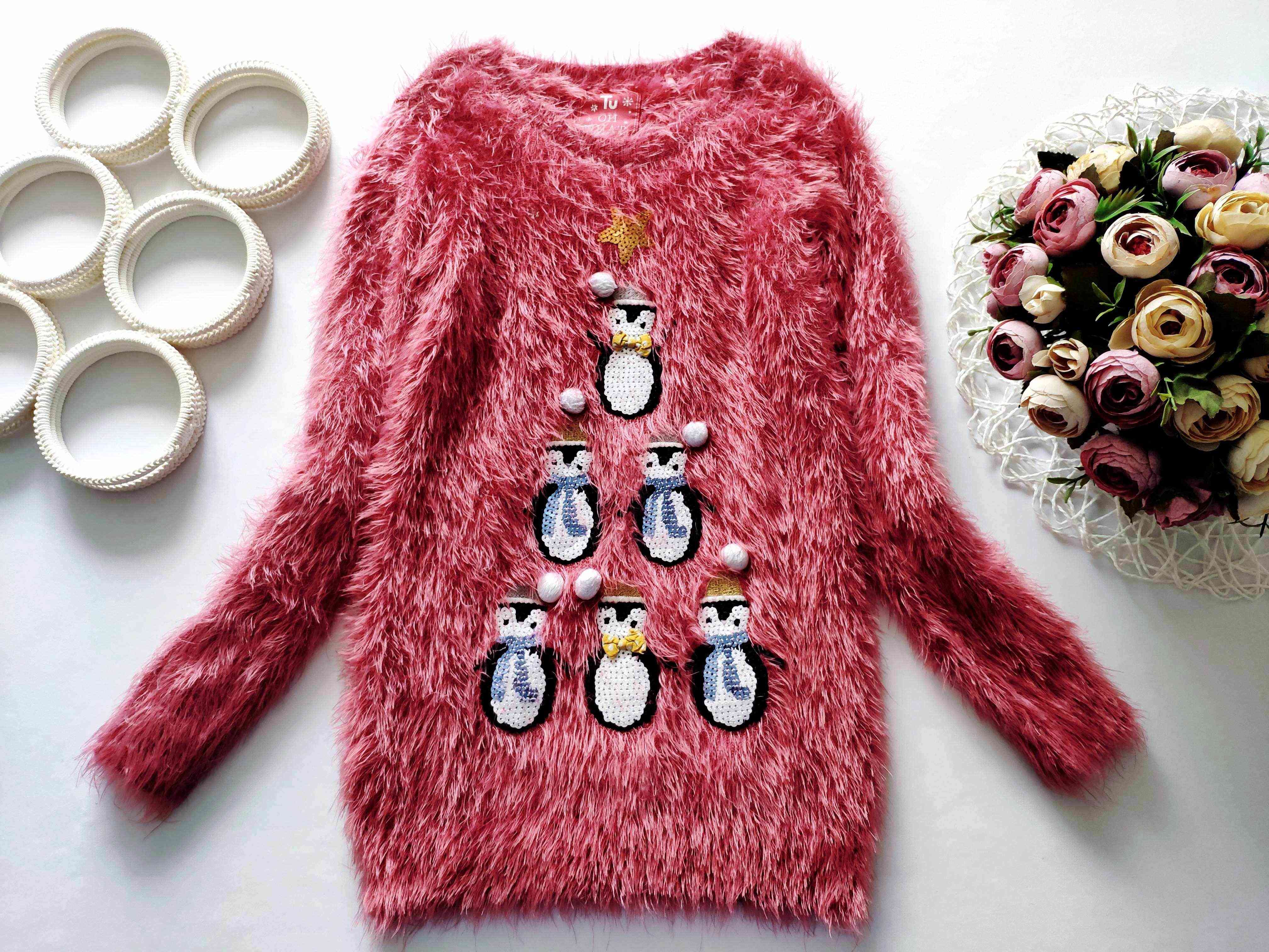 9 років, зріст 134 светр трава в паєтках