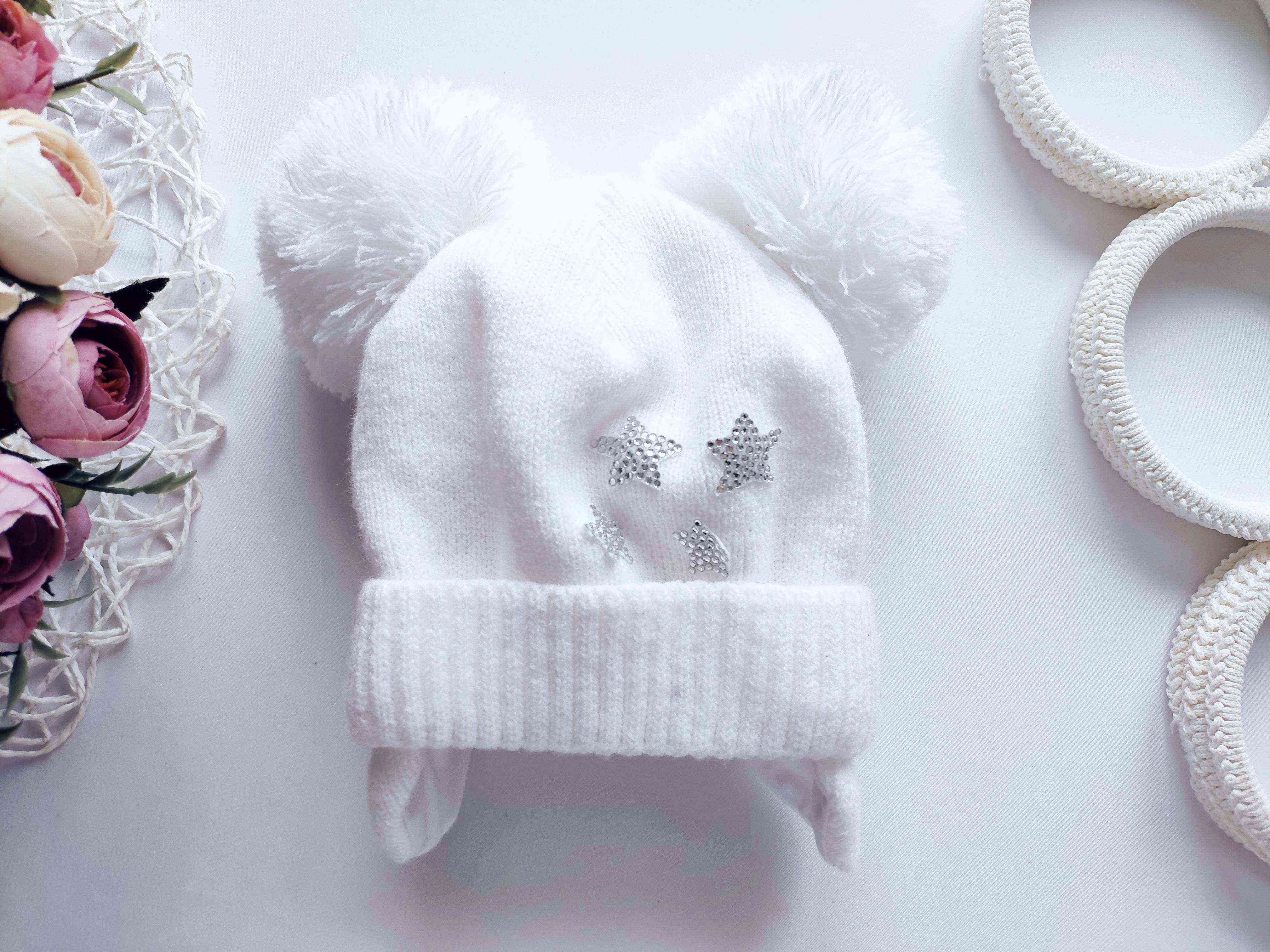 6,12 міс. Біла дитяча шапка