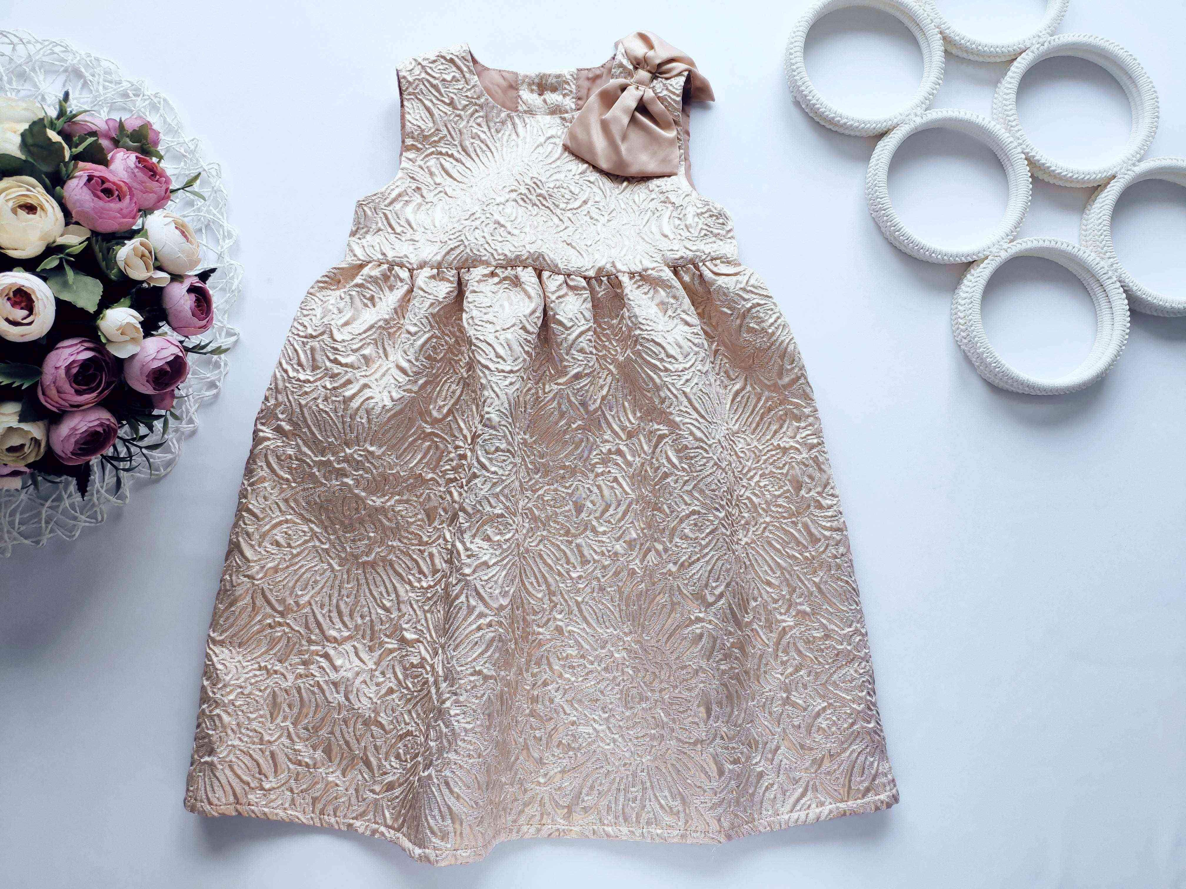 18\24 міс, зріст 92 Золотиста сукня