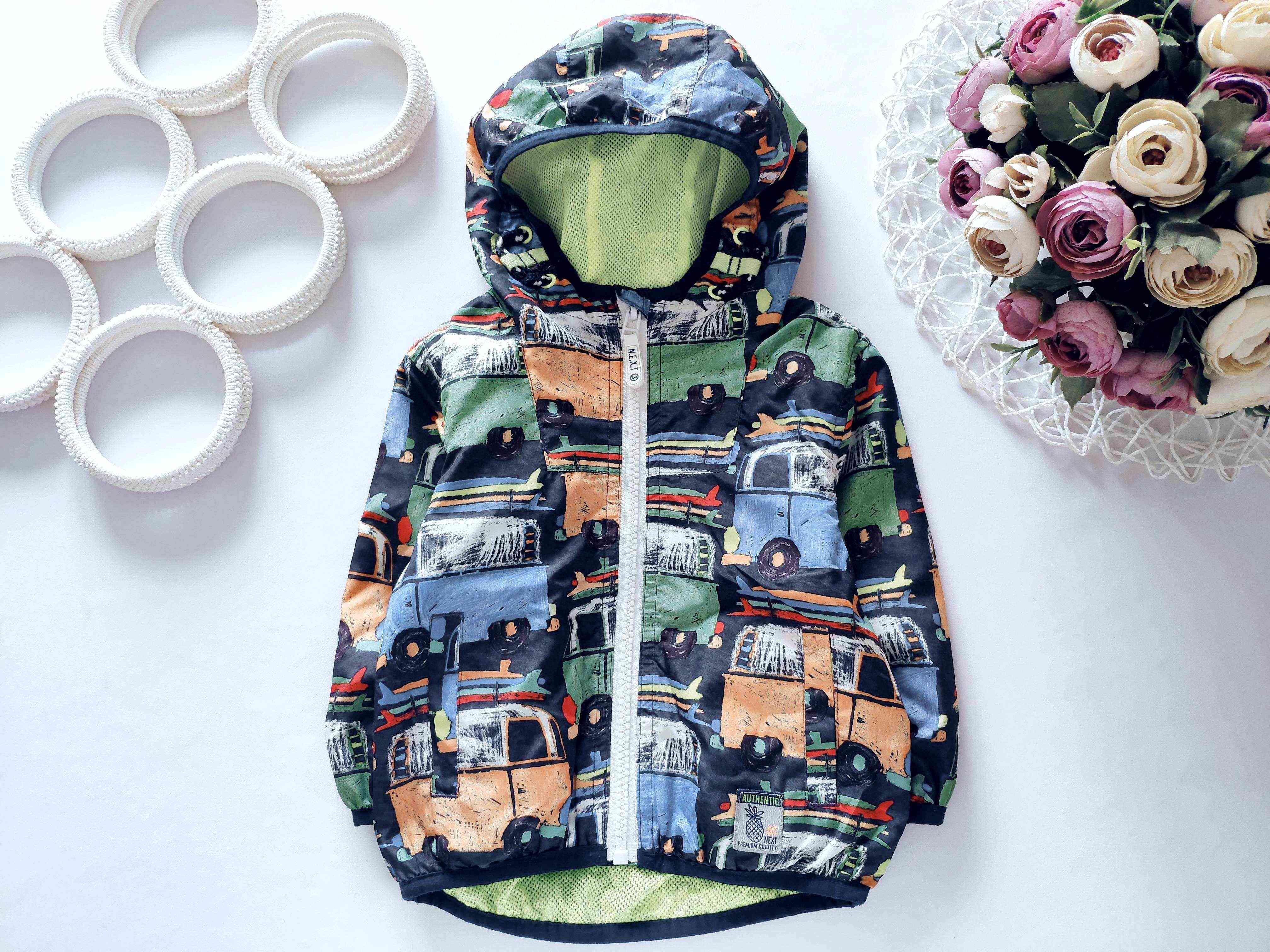 9,12 міс, зріст 80 Вітрівка в машинках