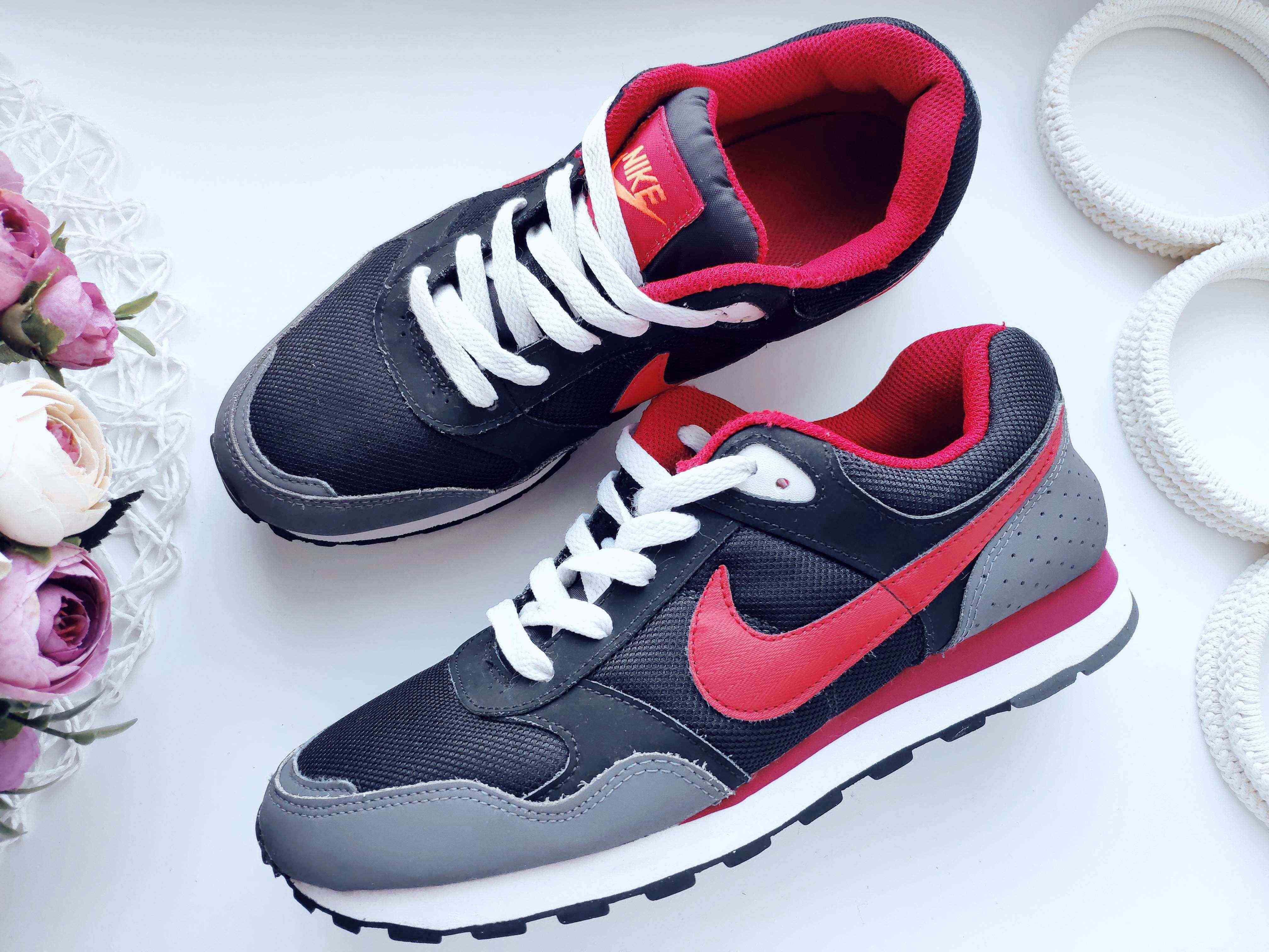 37 (23,5 см) Дитячі кросівки